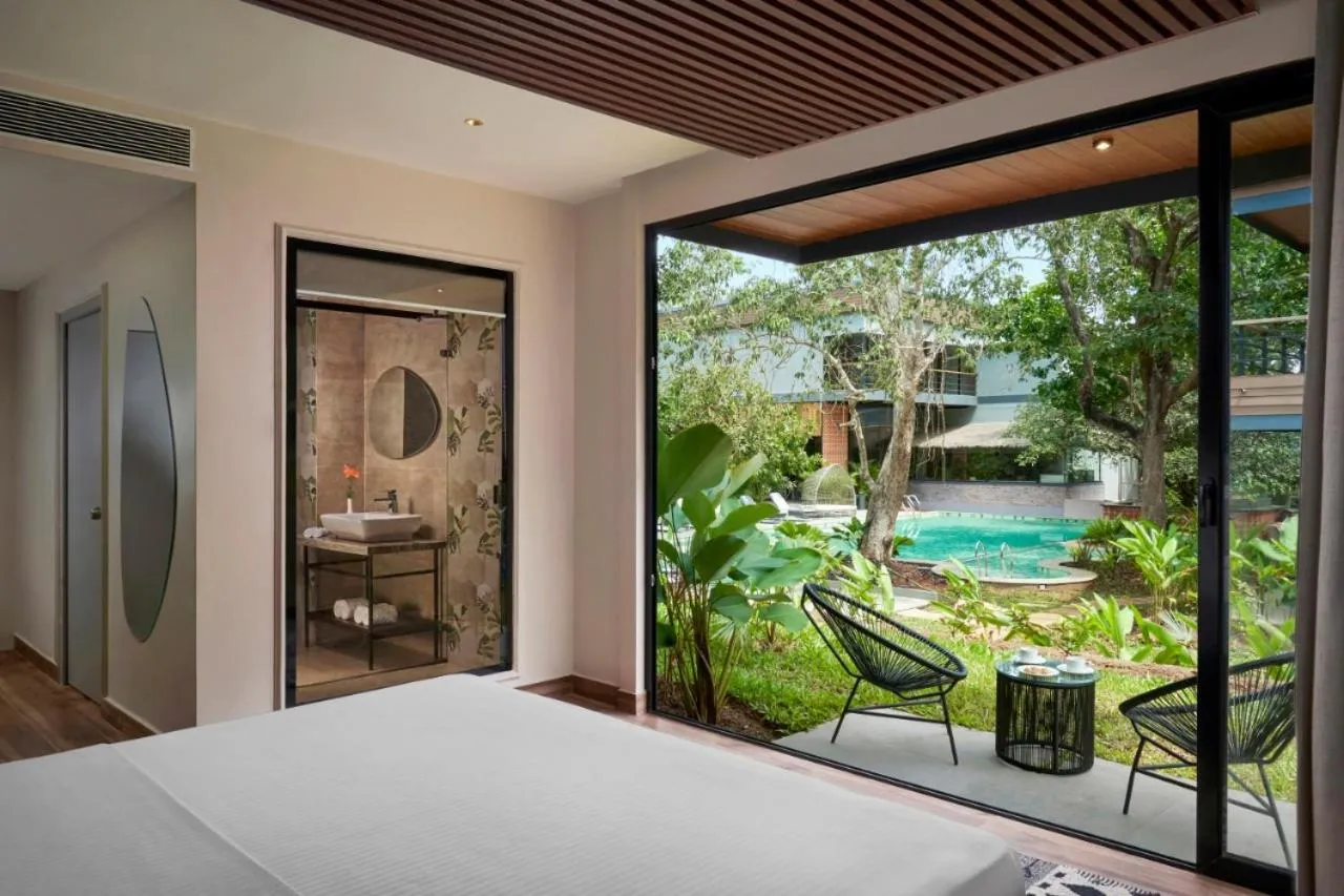 Deluxe Pool View in Avataara Resort & Spa