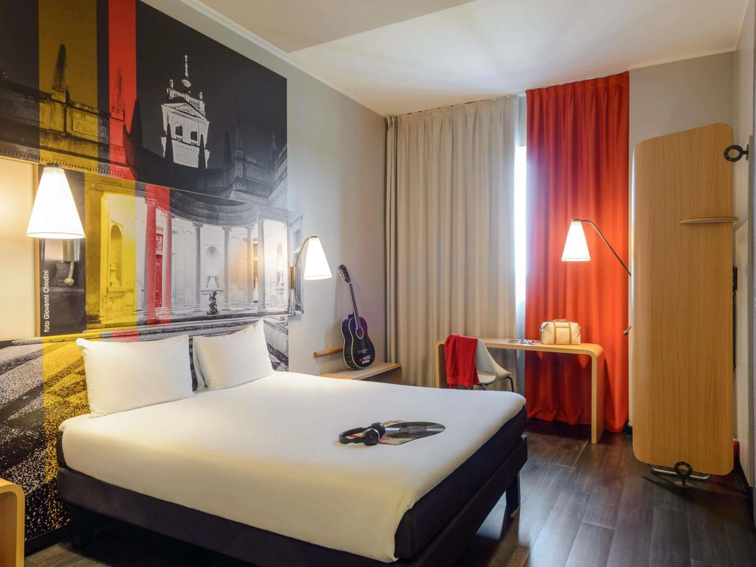 Standard Room with One Double Bed in Ibis Milano Fiera