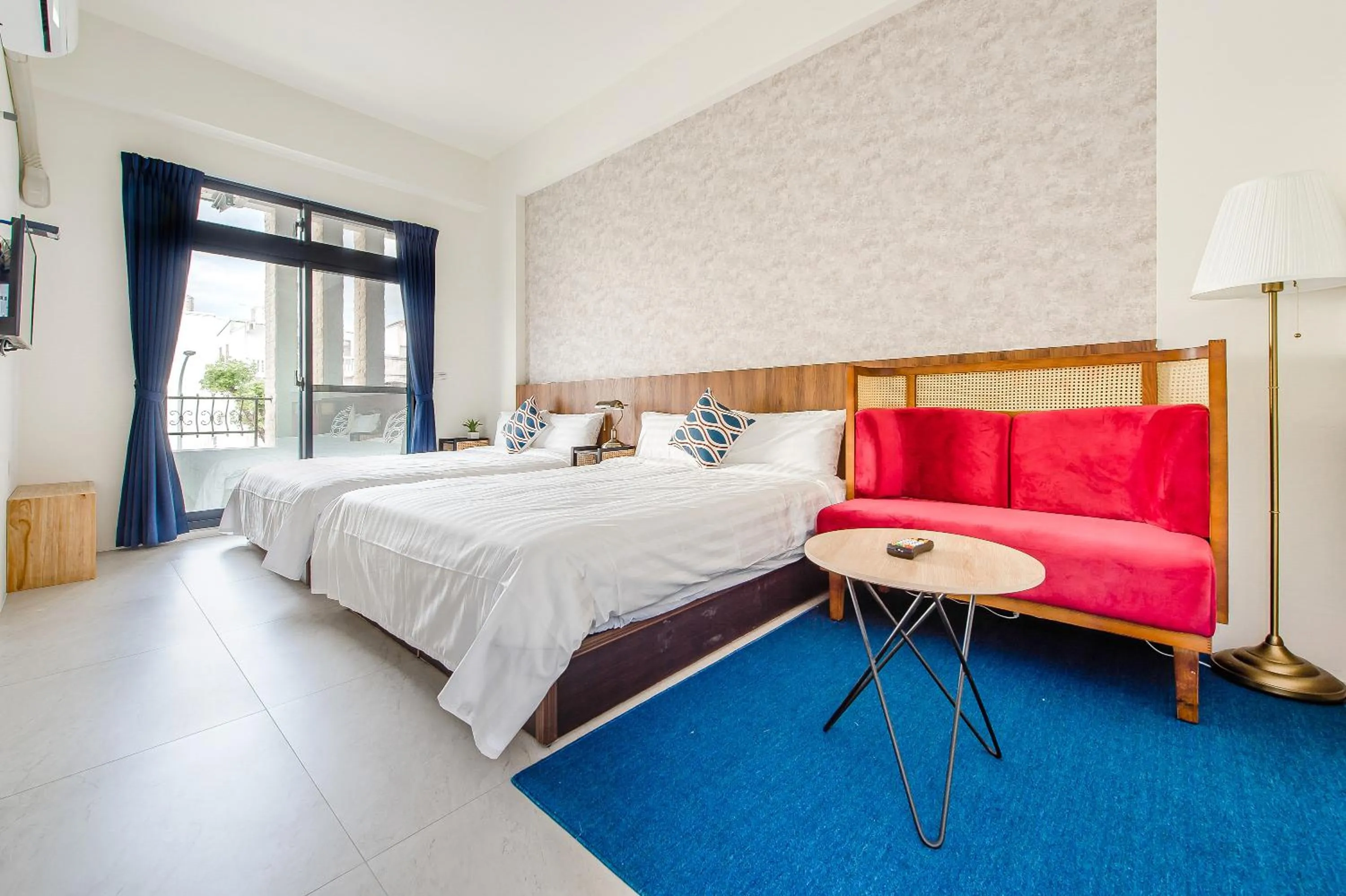 Deluxe Twin Room with Balcony in Choco style Smart Stay 民宿編號1738號