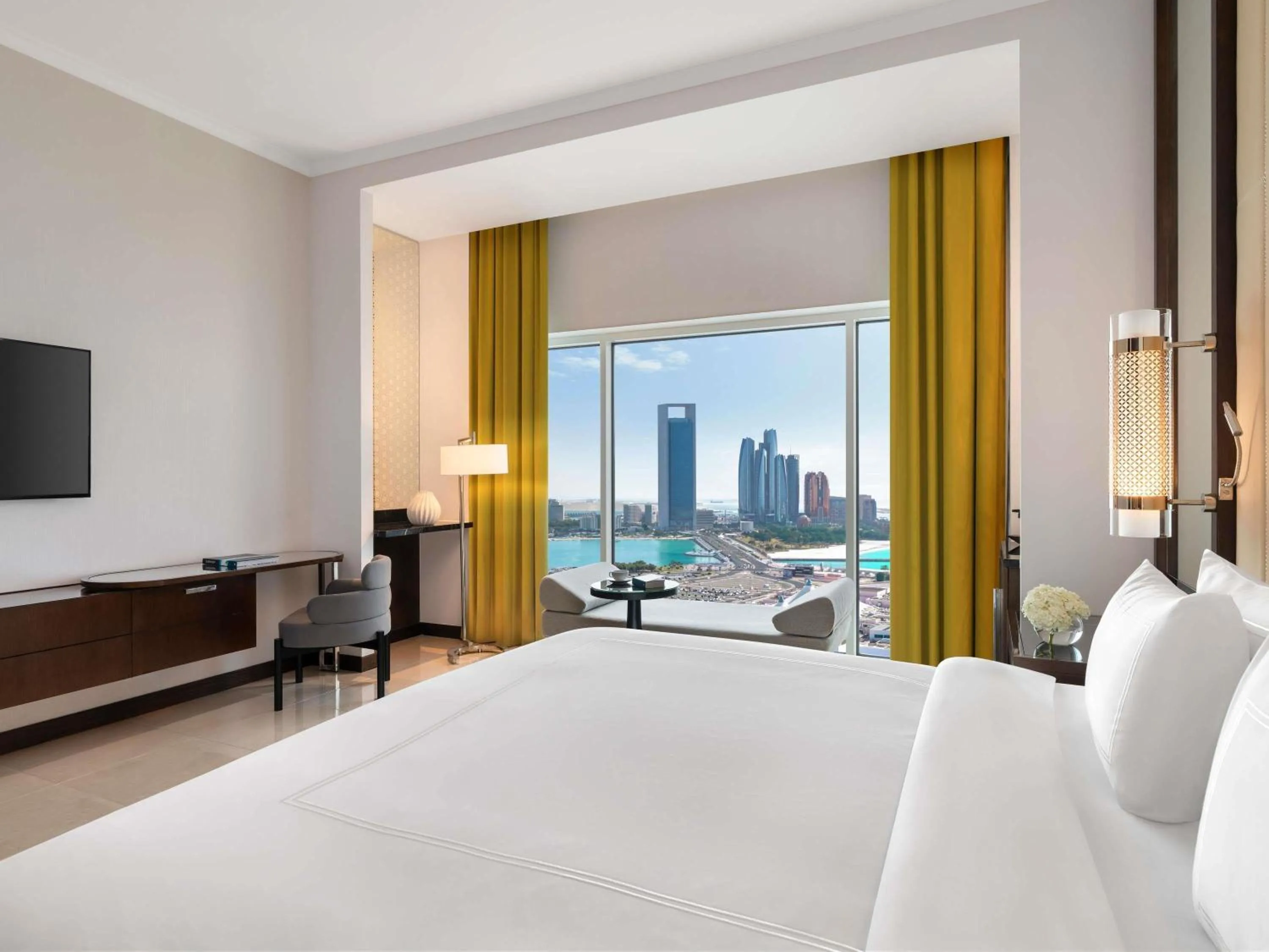 Premium Room with Sea View and Balcony in Rixos Marina Abu Dhabi