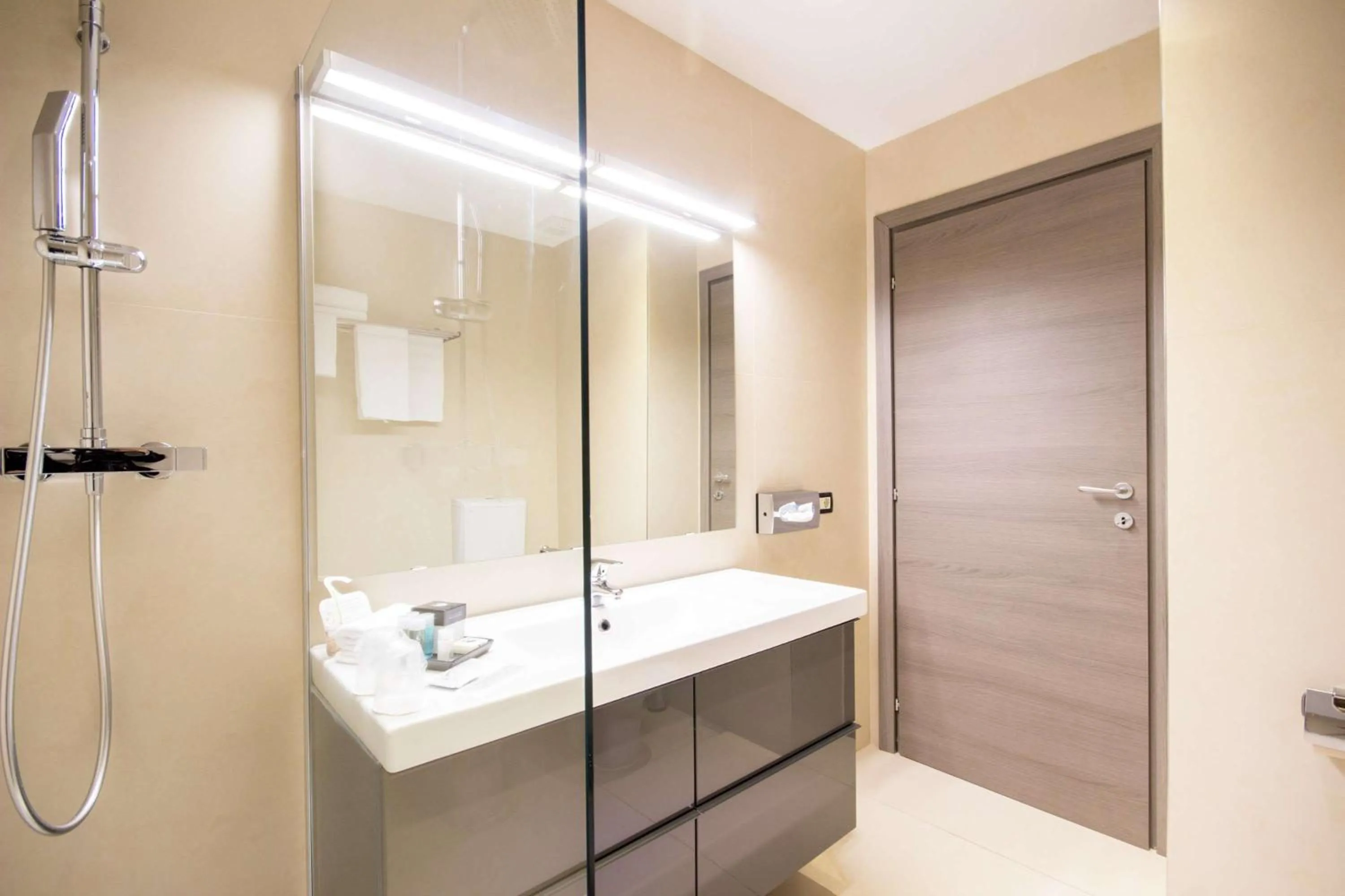 Suite with Sofa Bed in Best Western Modena District