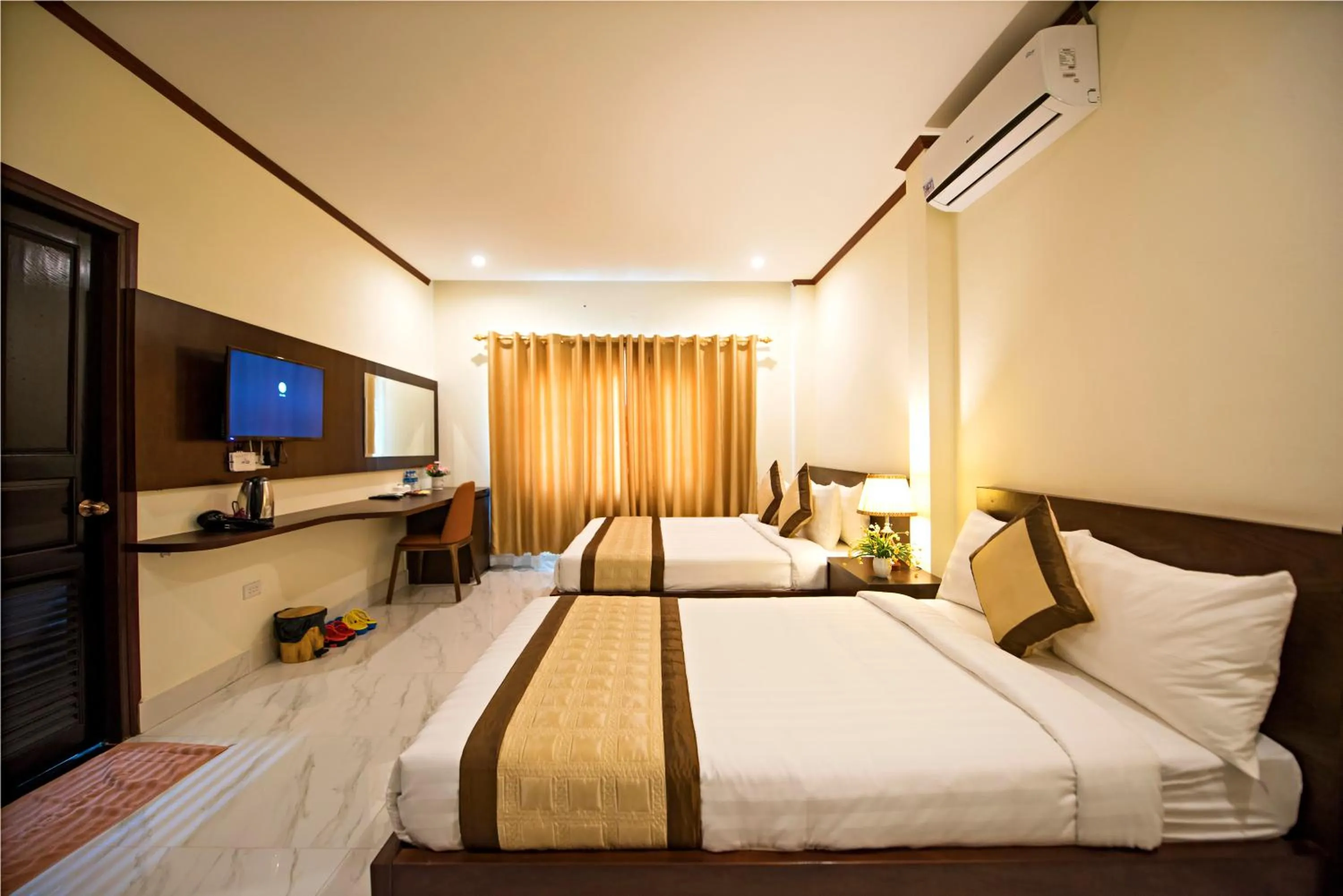 Deluxe Twin Room in Vang Vieng Freedom Star's Hotel