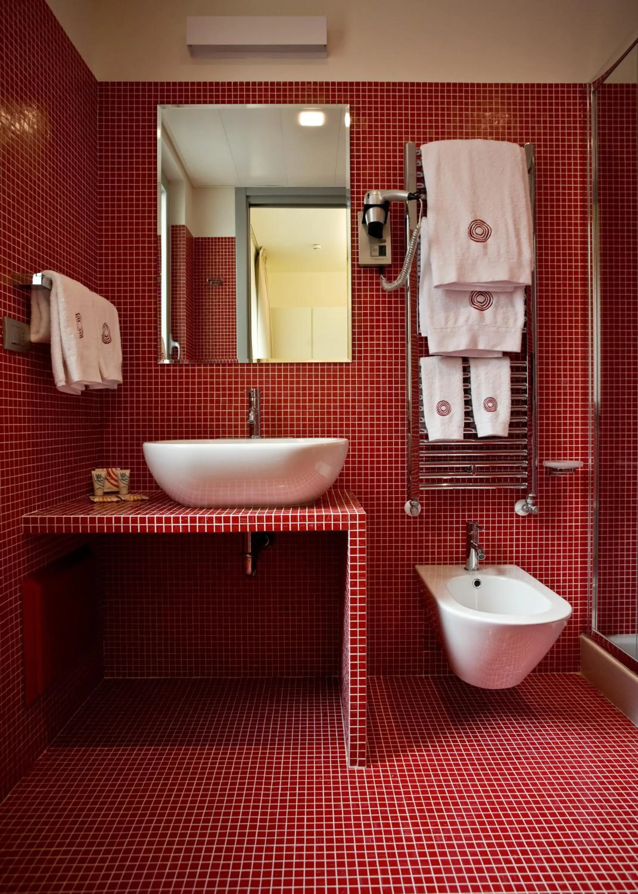 Bathroom in Eos Hotel