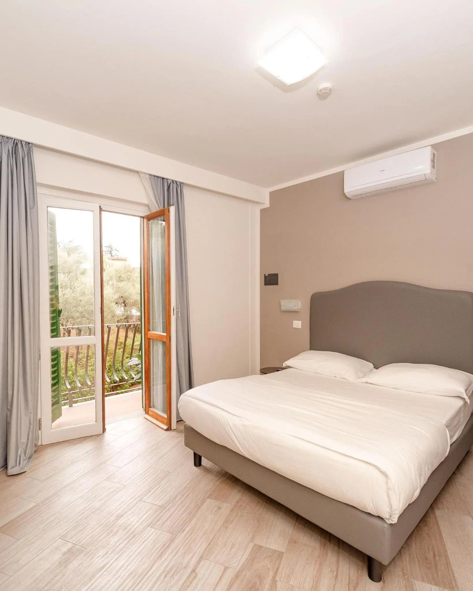 Standard Double Room in Hotel Villa Bonelli