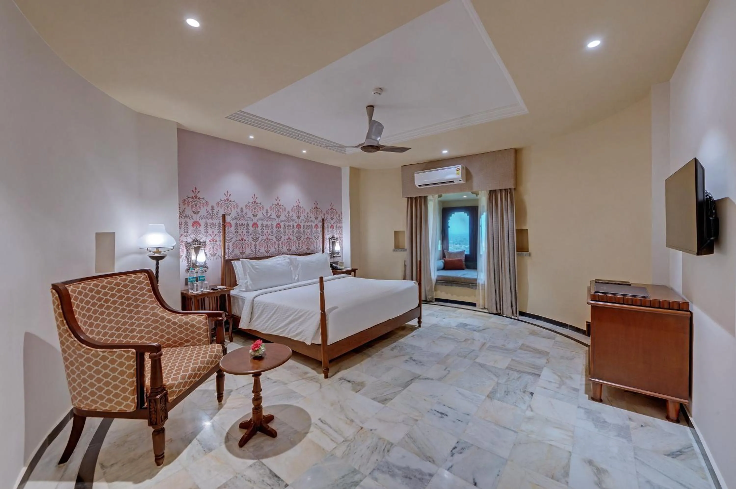 Hazel Suite With Bathtub in The Fern Bambora Fort, Bambora, Udaipur