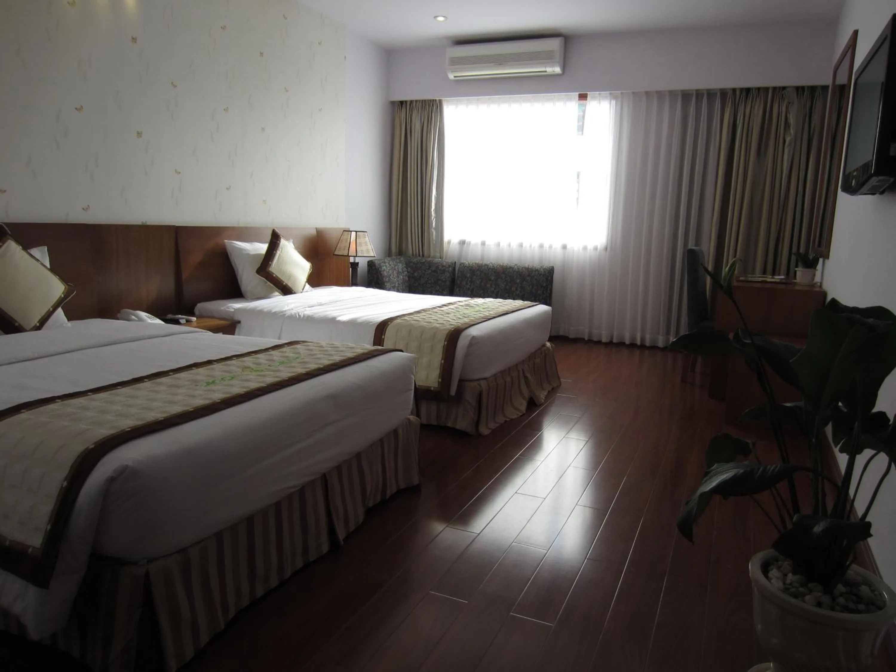 Premium Twin Room in Saigon Can Tho Hotel