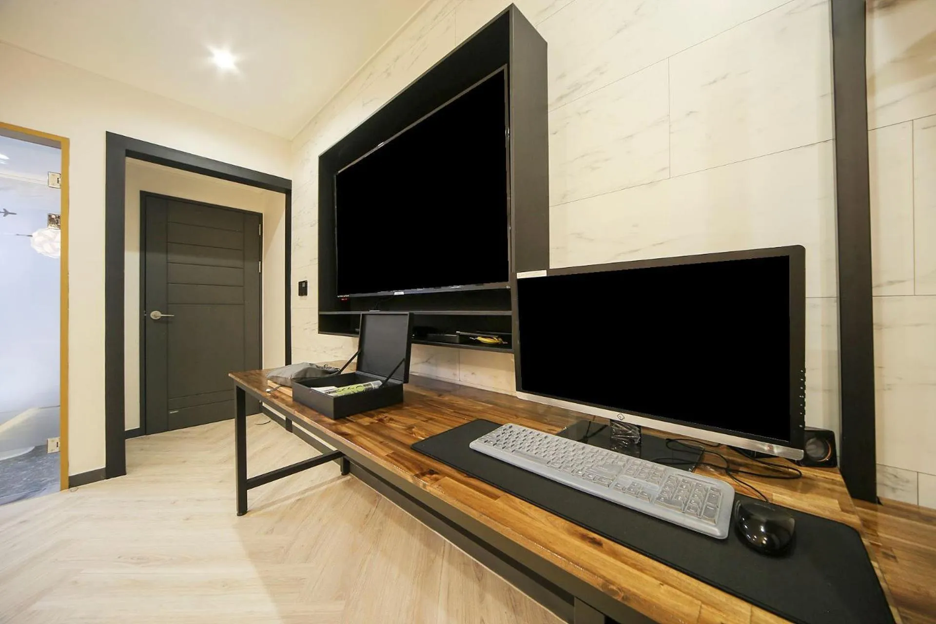 Deluxe Double Room in Masan First Class Hotel