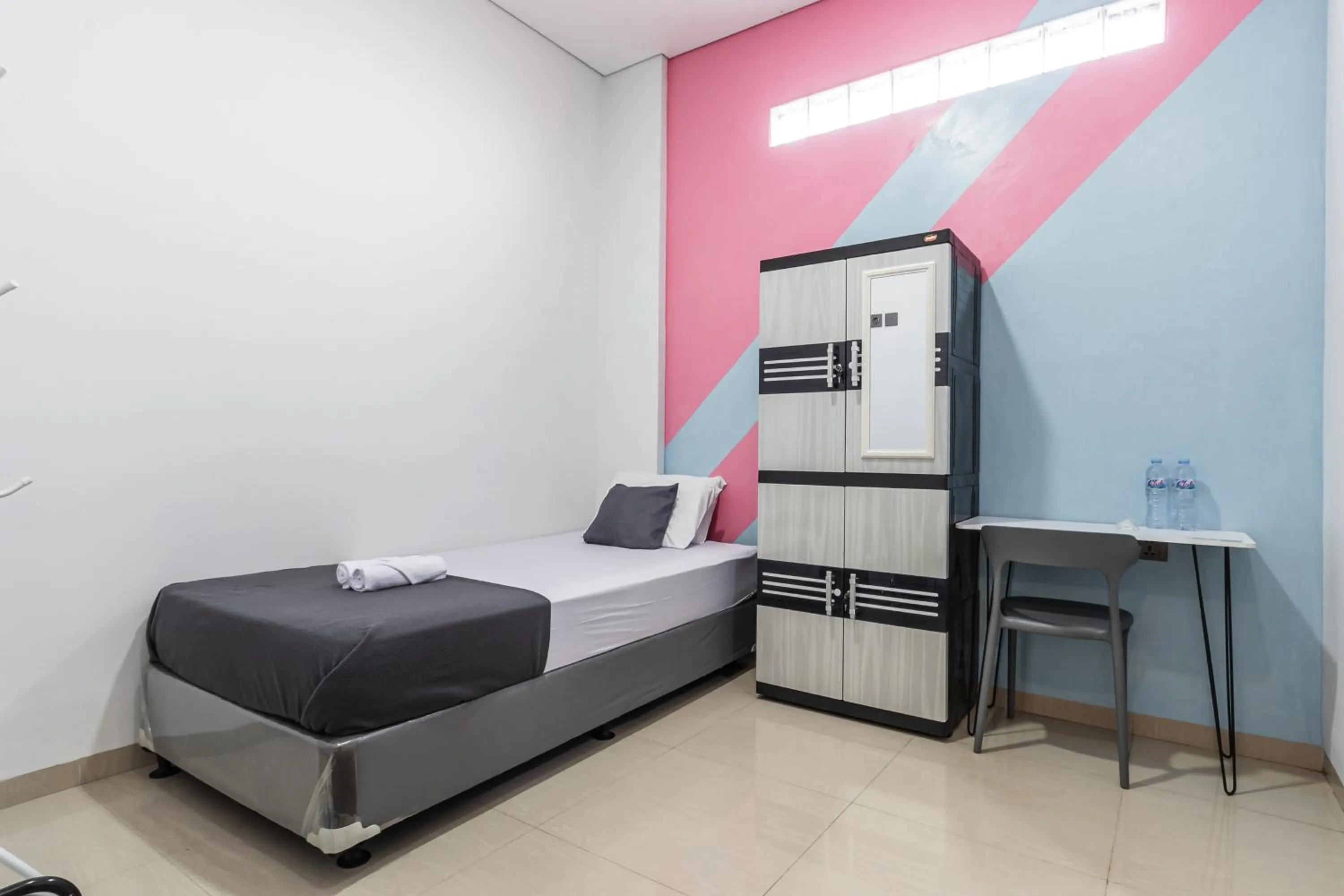 Standard Single Room in Monggo Mampir Tanjung Duren By Reccoma