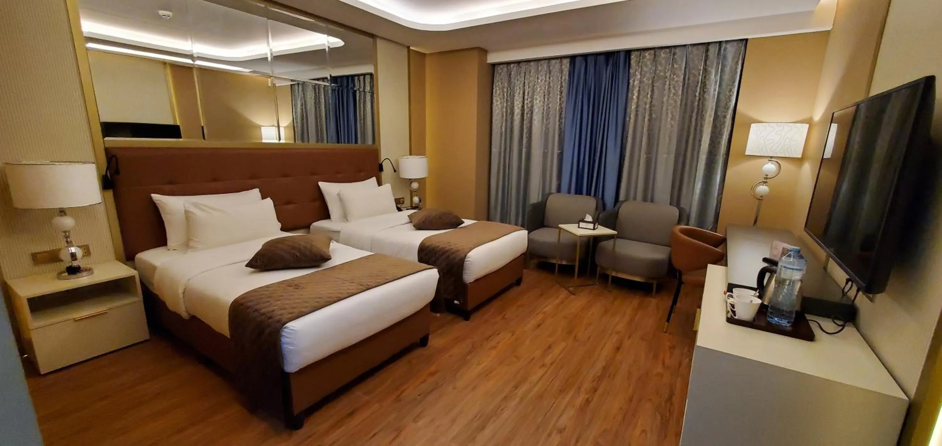 Standard Twin Room in Petra Moon Luxury Hotel