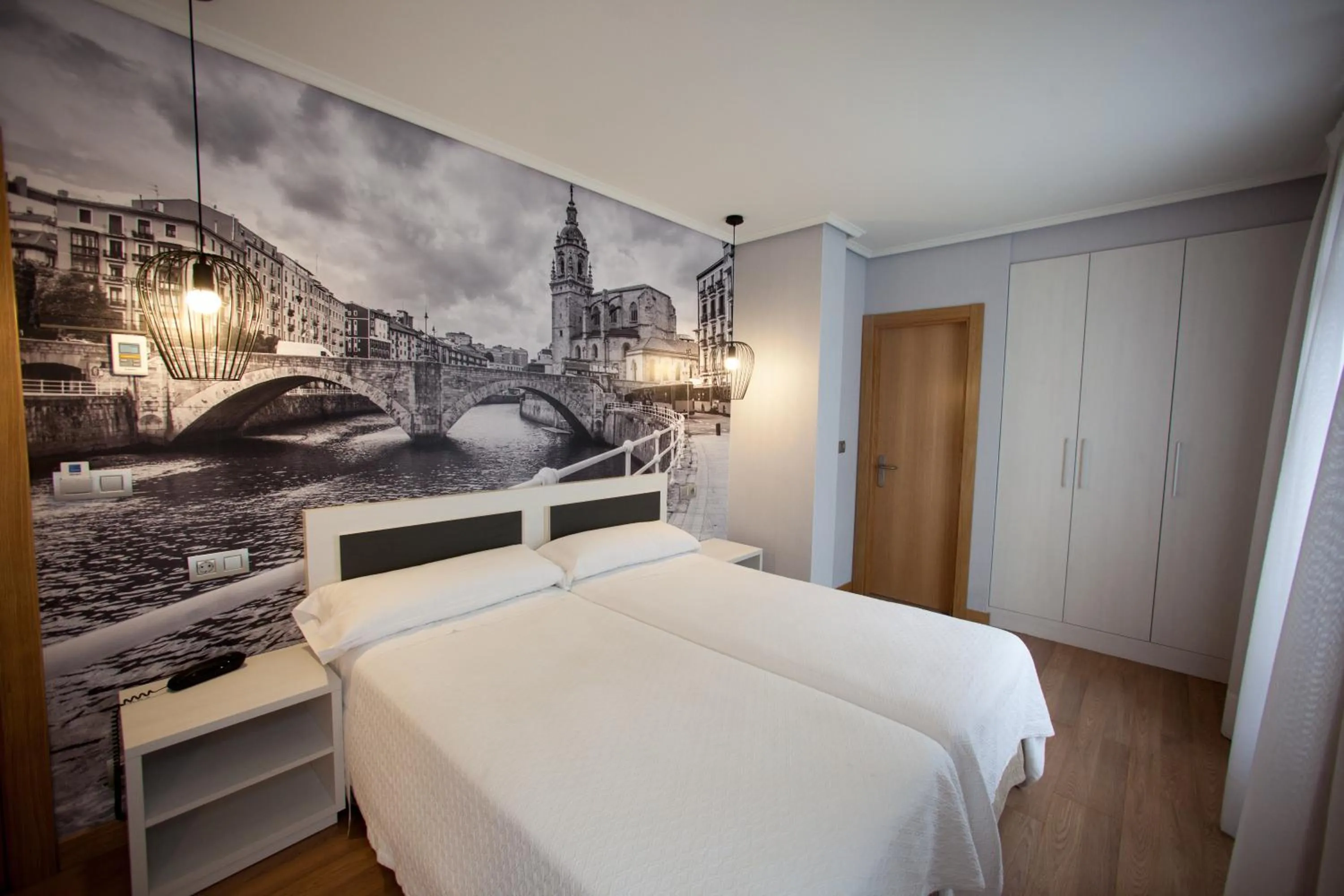 Double or Twin Room in Hotel Silken Sirimiri