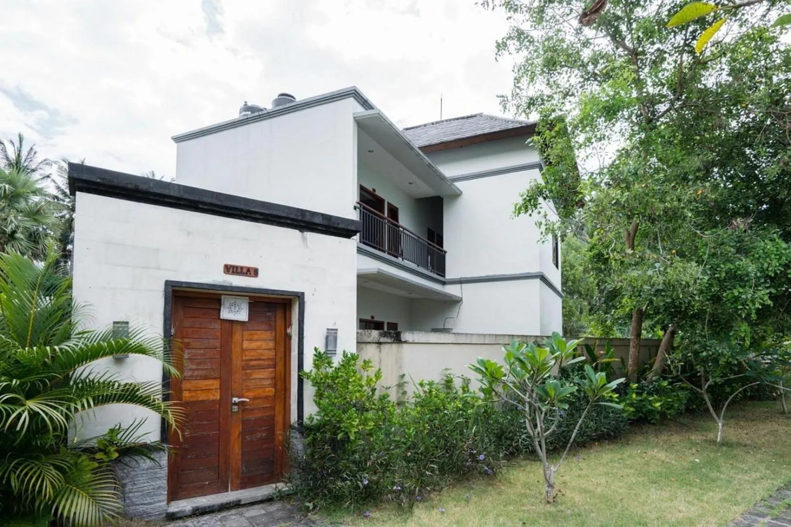 Three-Bedroom Villa in Ariana Beach Resort Amed Bali