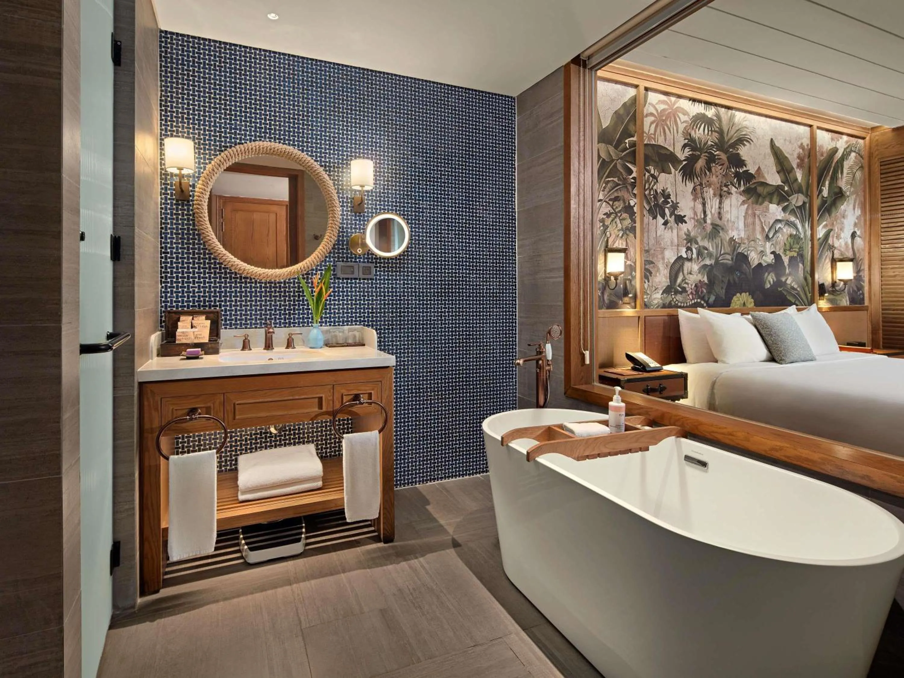 Deluxe Twin Room with Balcony and Sea View in Mövenpick Resort Phan Thiet