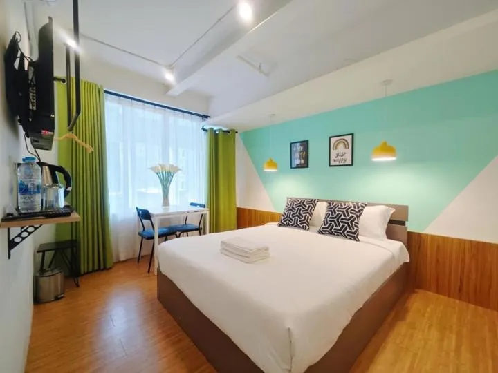 Economy Double Room with Shared Bathroom in Ostay Asoke Bangkok