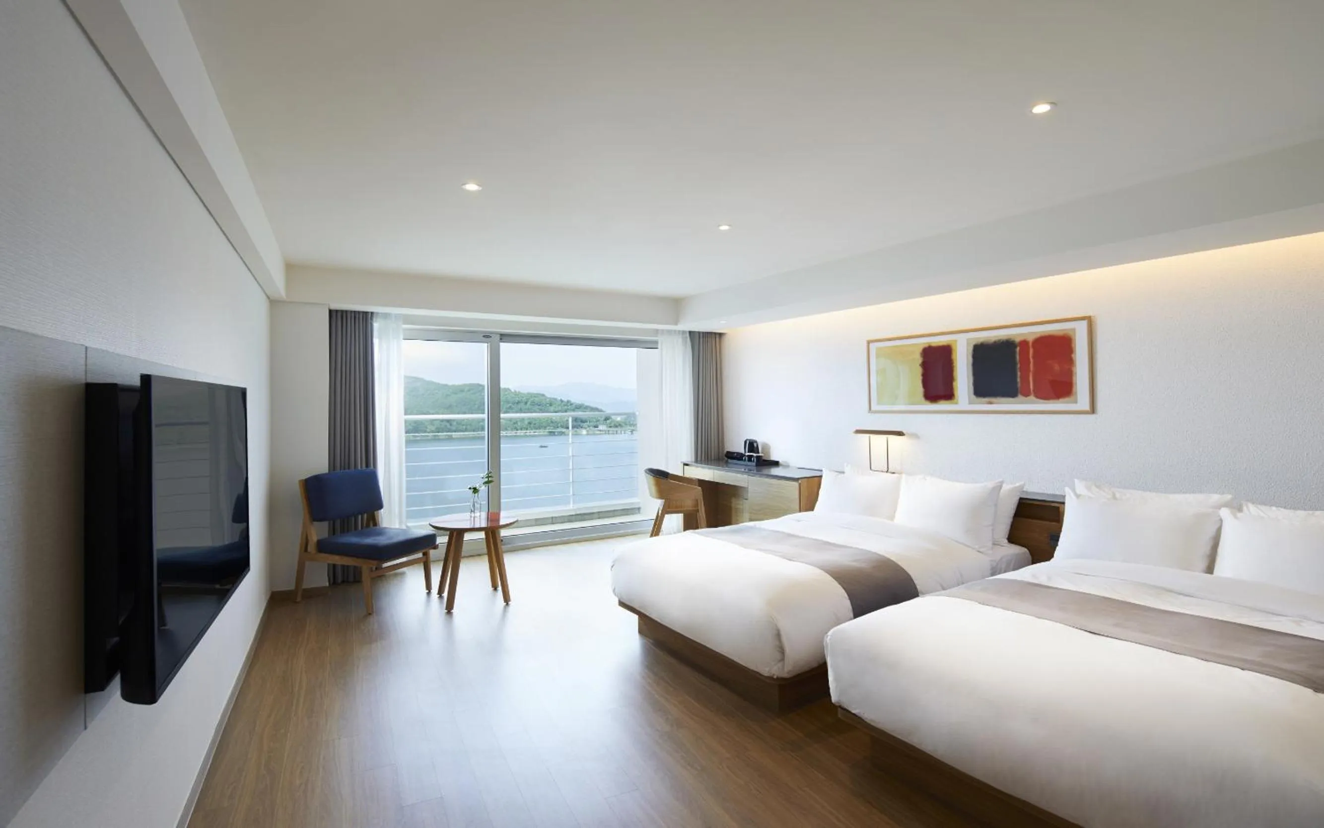 Special Offer - Family Room with Lake View (Free Access to Swimming Pool for 2Pax) in Lahan Select Gyeongju
