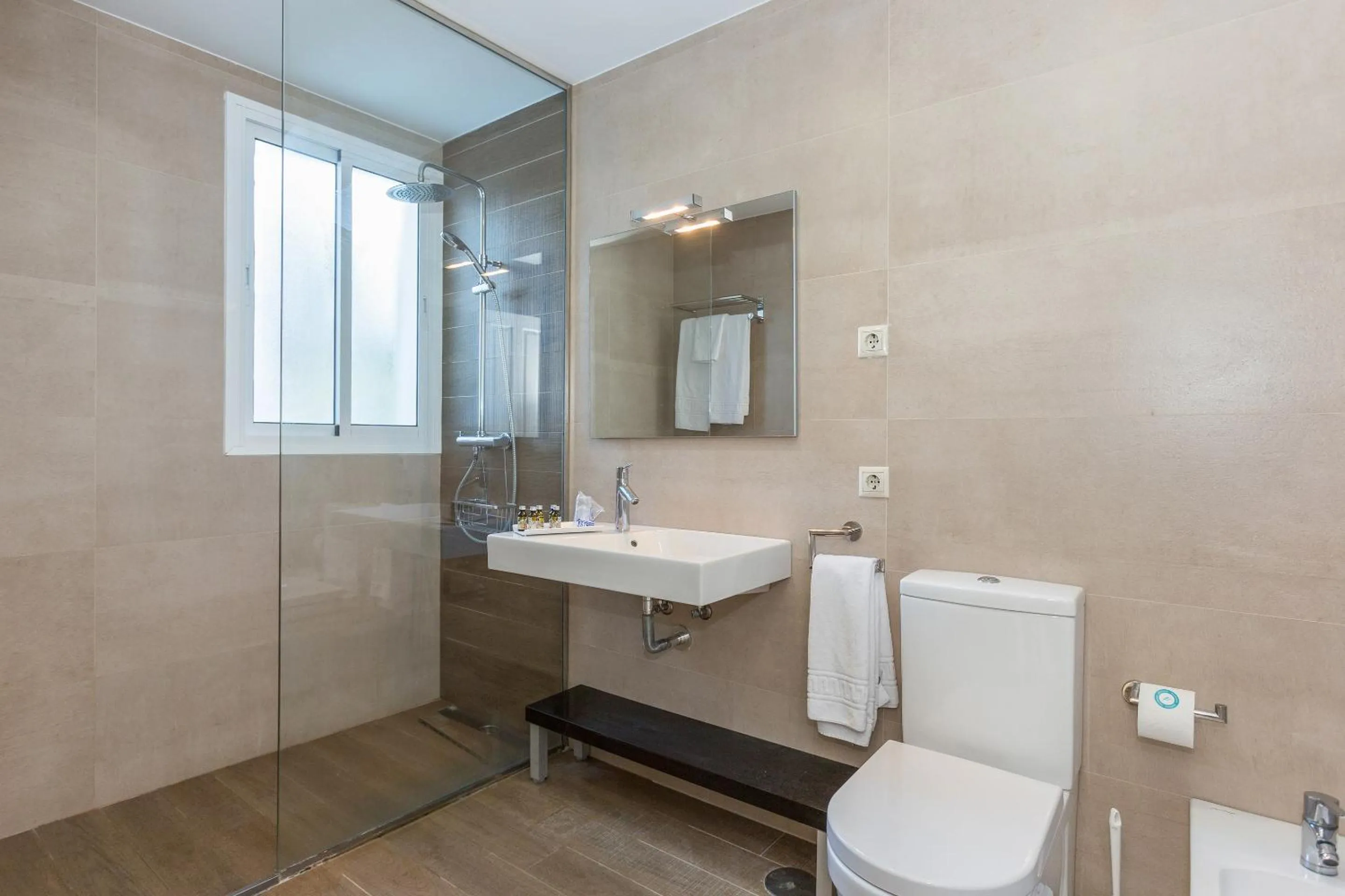 Superior One-Bedroom Apartment (3 Adults) in Ona Alanda Club Marbella