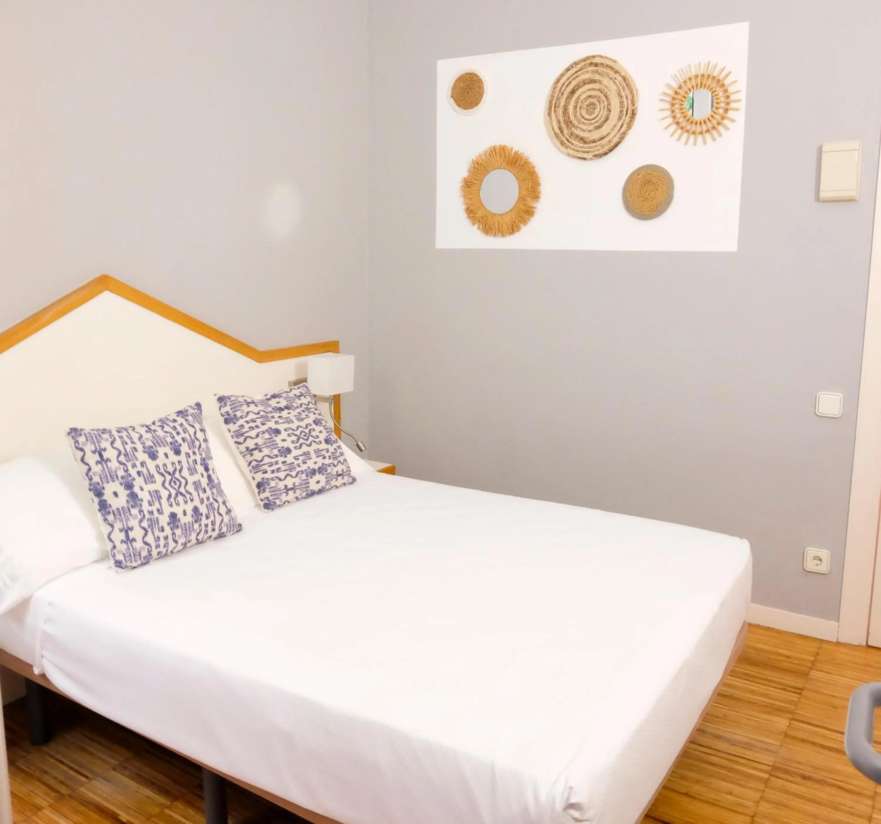 Basic Double Room in Hotel Subur