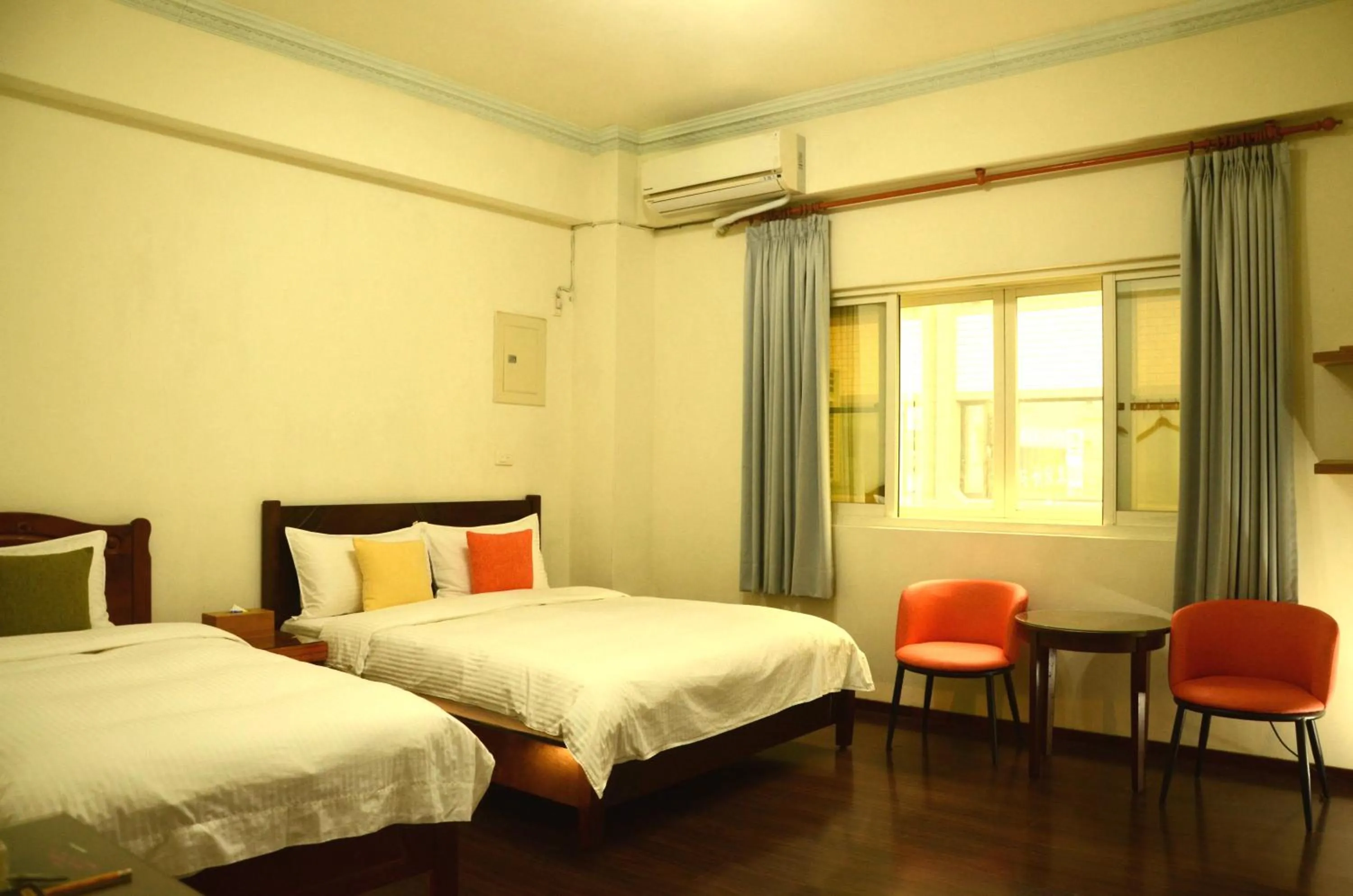 Triple Room with Bath in East of Love Homestay