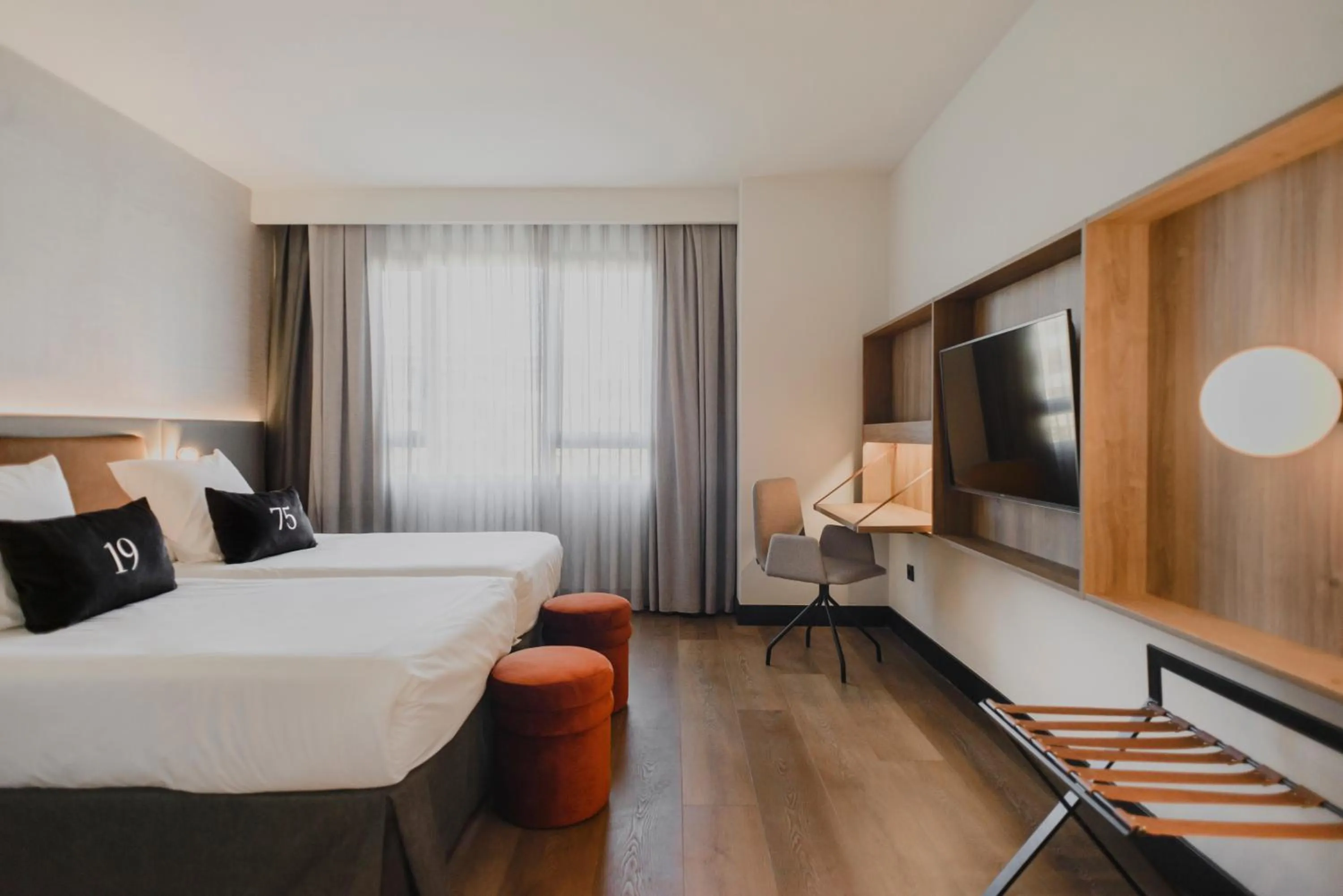 Twin Room with View in Hotel Dimar