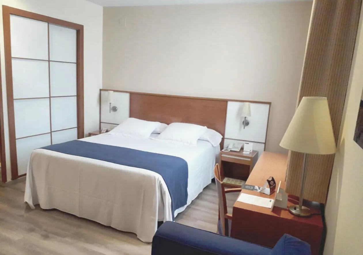 Deluxe Double Room with Terrace (2 Adults) in Hotel RH Sorolla Centro