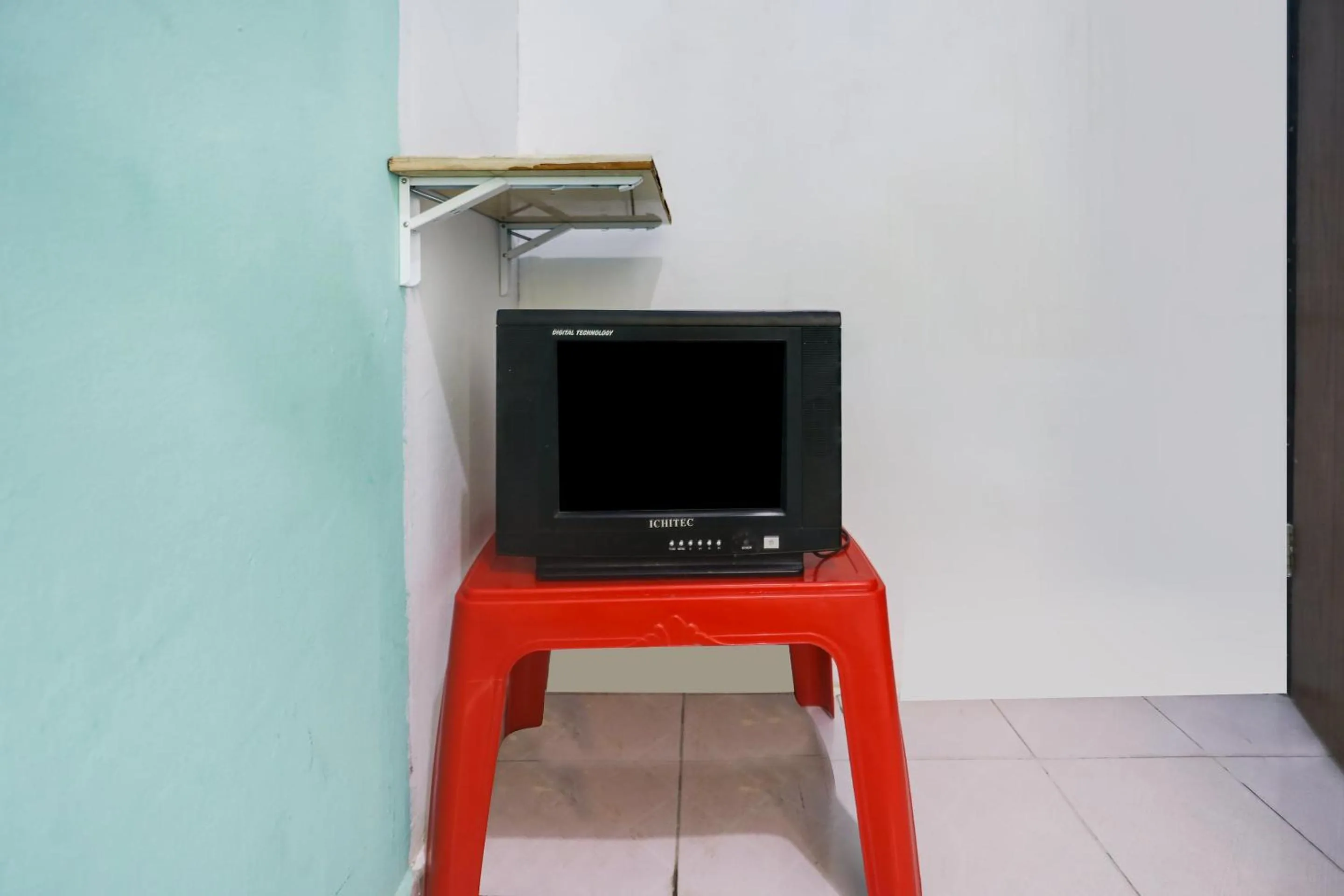 Superior Single Room - single occupancy in Hotel O Solo Baru 2 Homestay Syariah