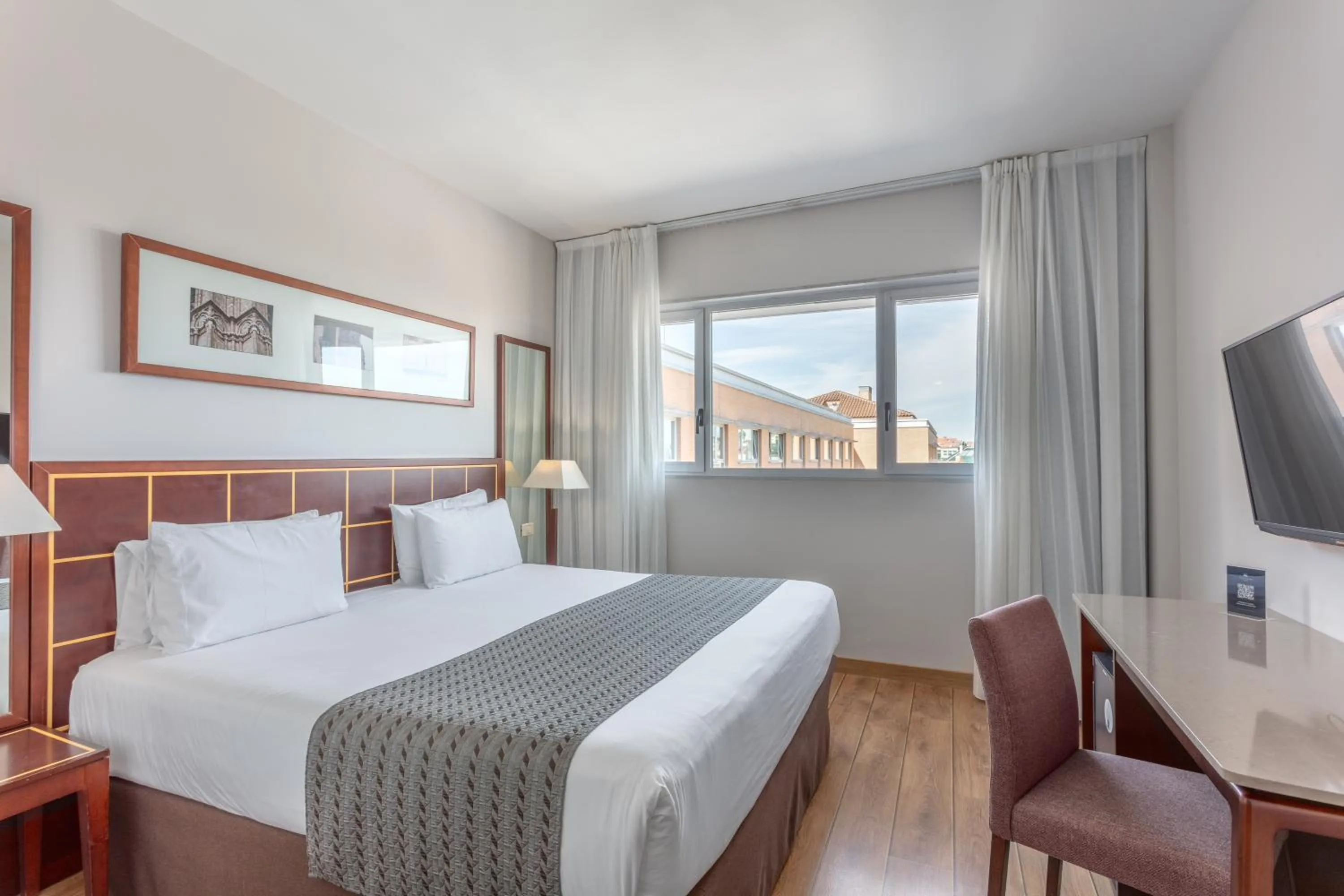Romantic Double or Twin Room in Eurostars Toledo
