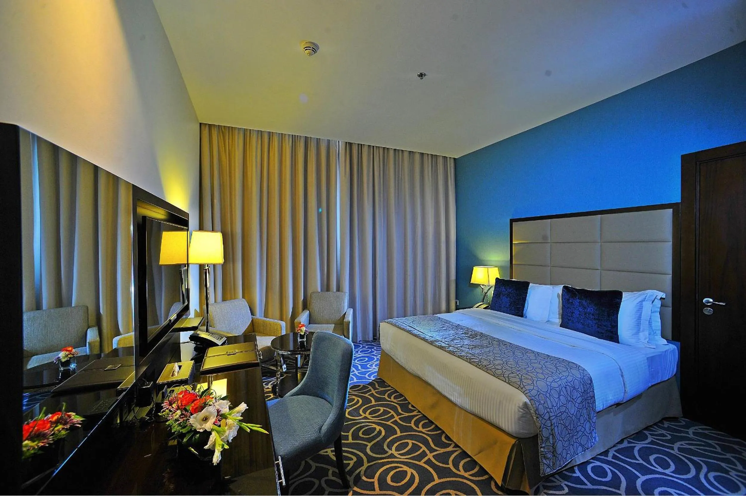 Suite with Double Bed in Ramada Abu Dhabi Corniche