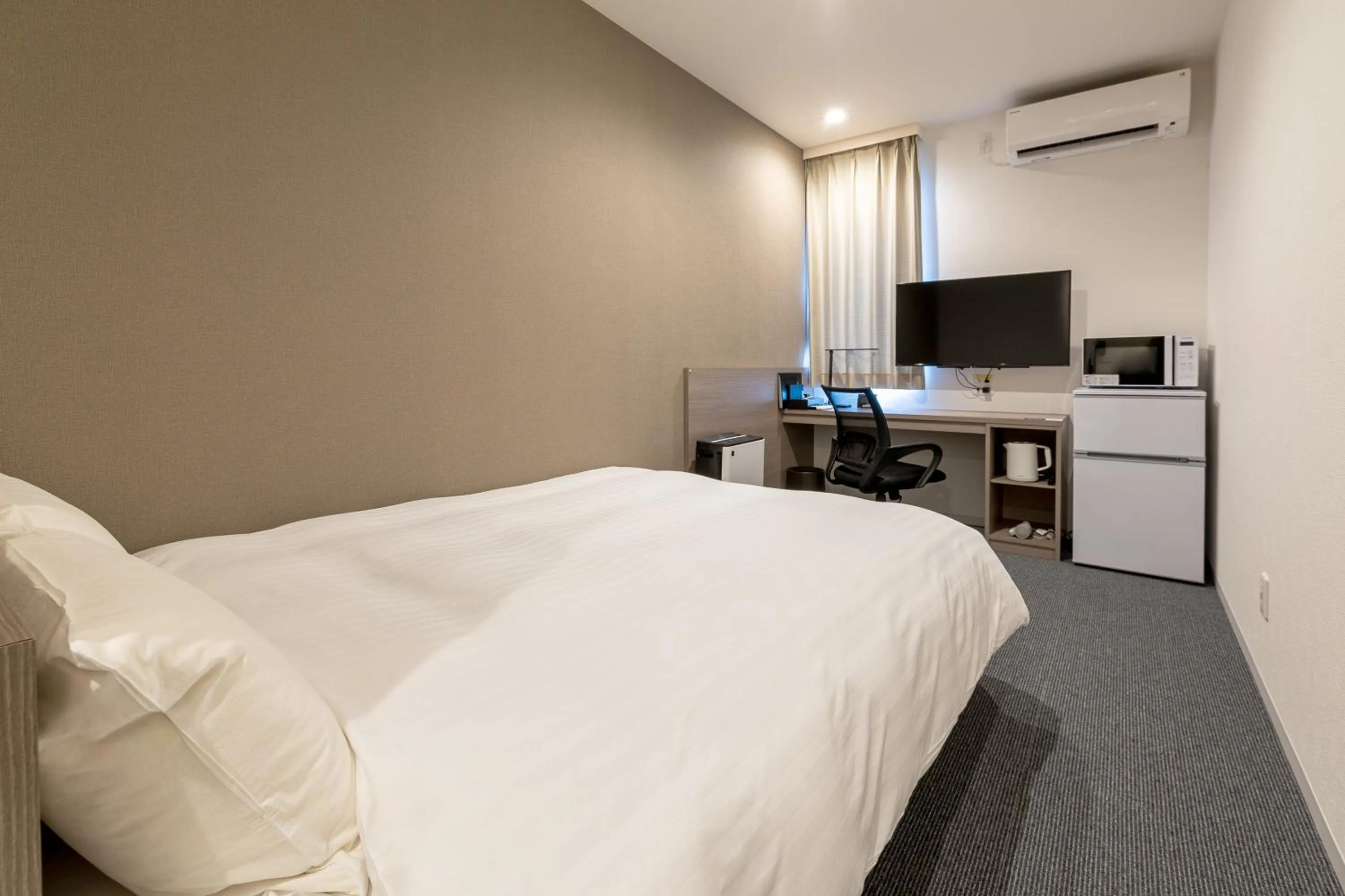 Standard Double Room - single occupancy in HOTEL R9 The Yard Buzen
