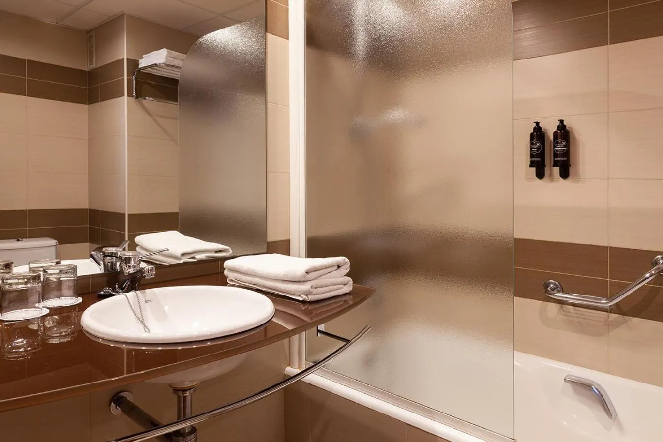 Two Connecting Double Rooms (2 Adults + 2 Children) in Senator Huelva