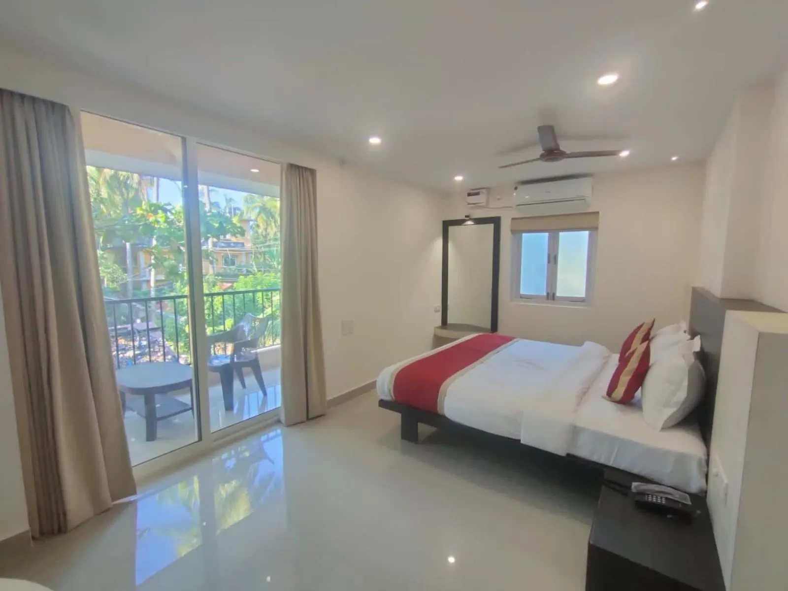 Suite with Balcony in Kay's Calangute Resort Service Apartments - Near Calangute Beach