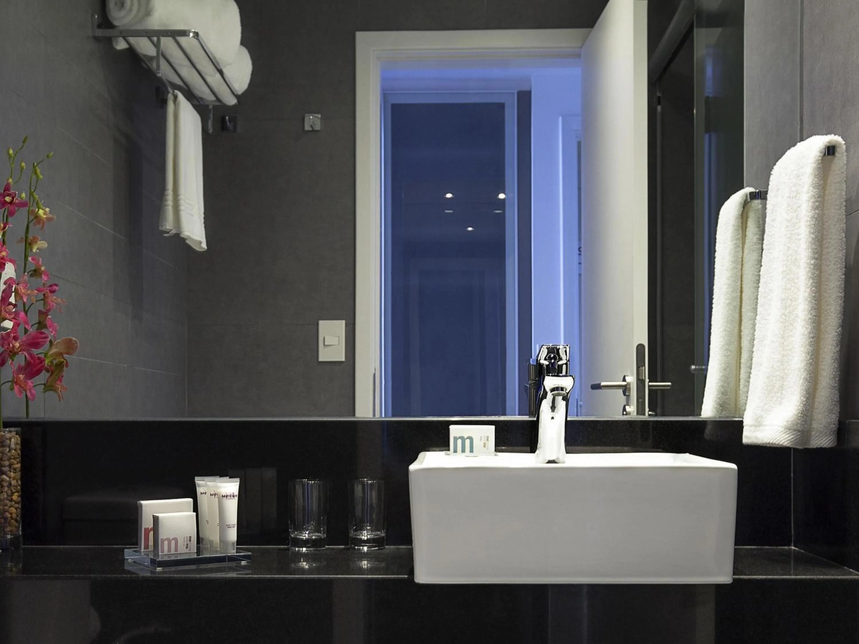 Superior Queen Room in Mercure Montevideo Punta Carretas