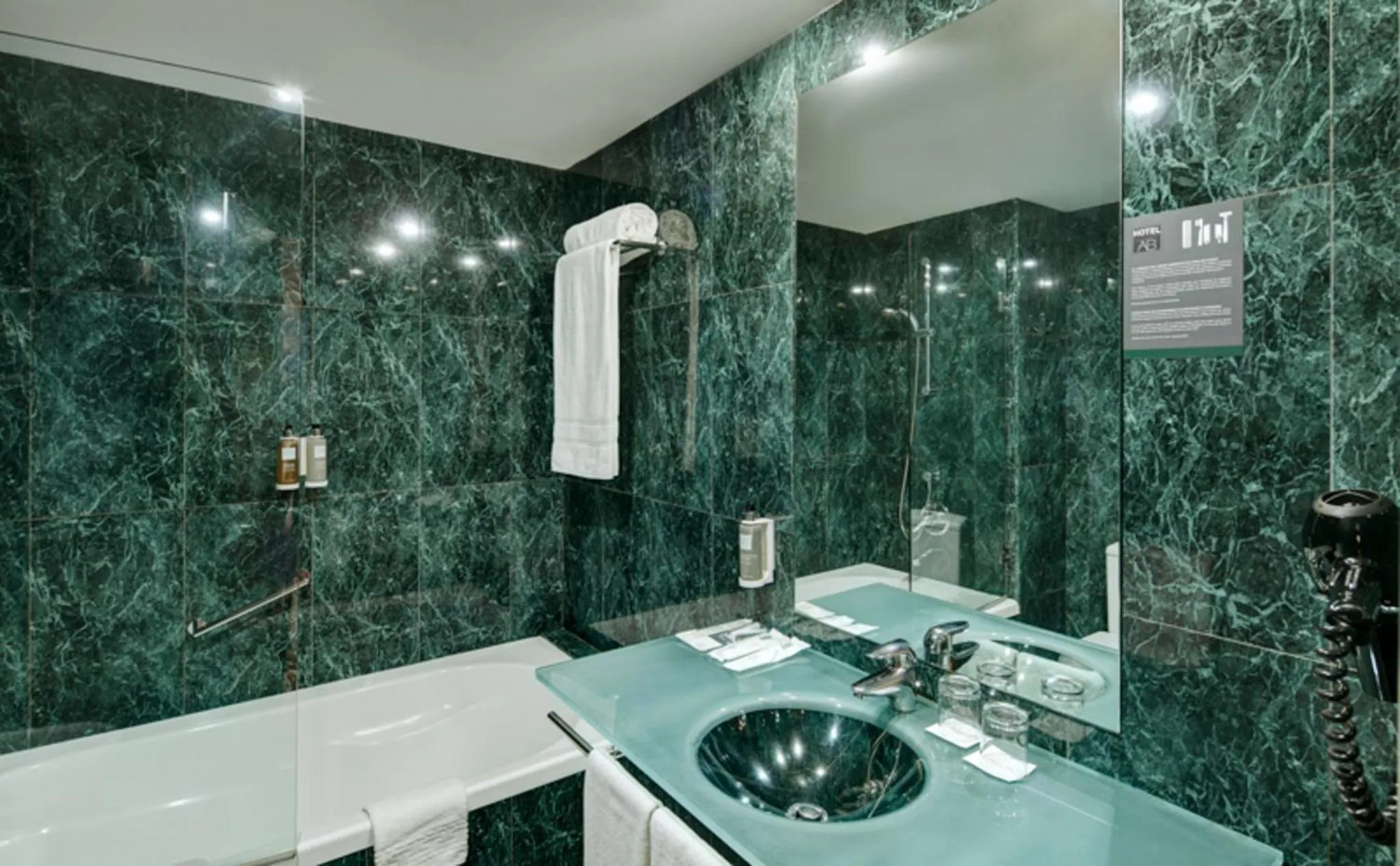 Twin Room with Extra Bed in Sercotel AB Arganda