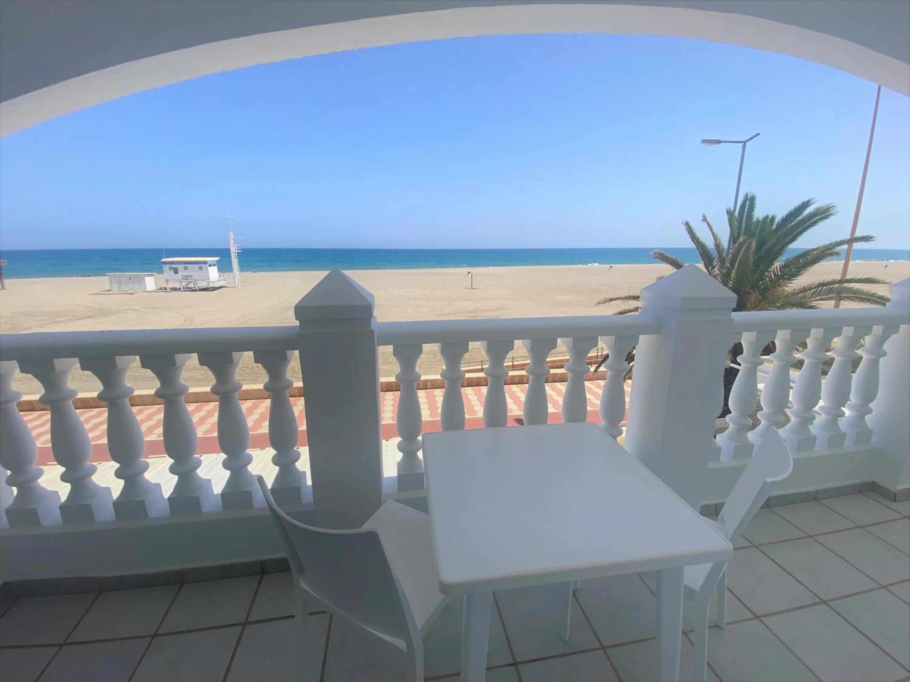 Two-Bedroom Apartment  with sea View (4 Adults + 2 Children) in Bahía Serena