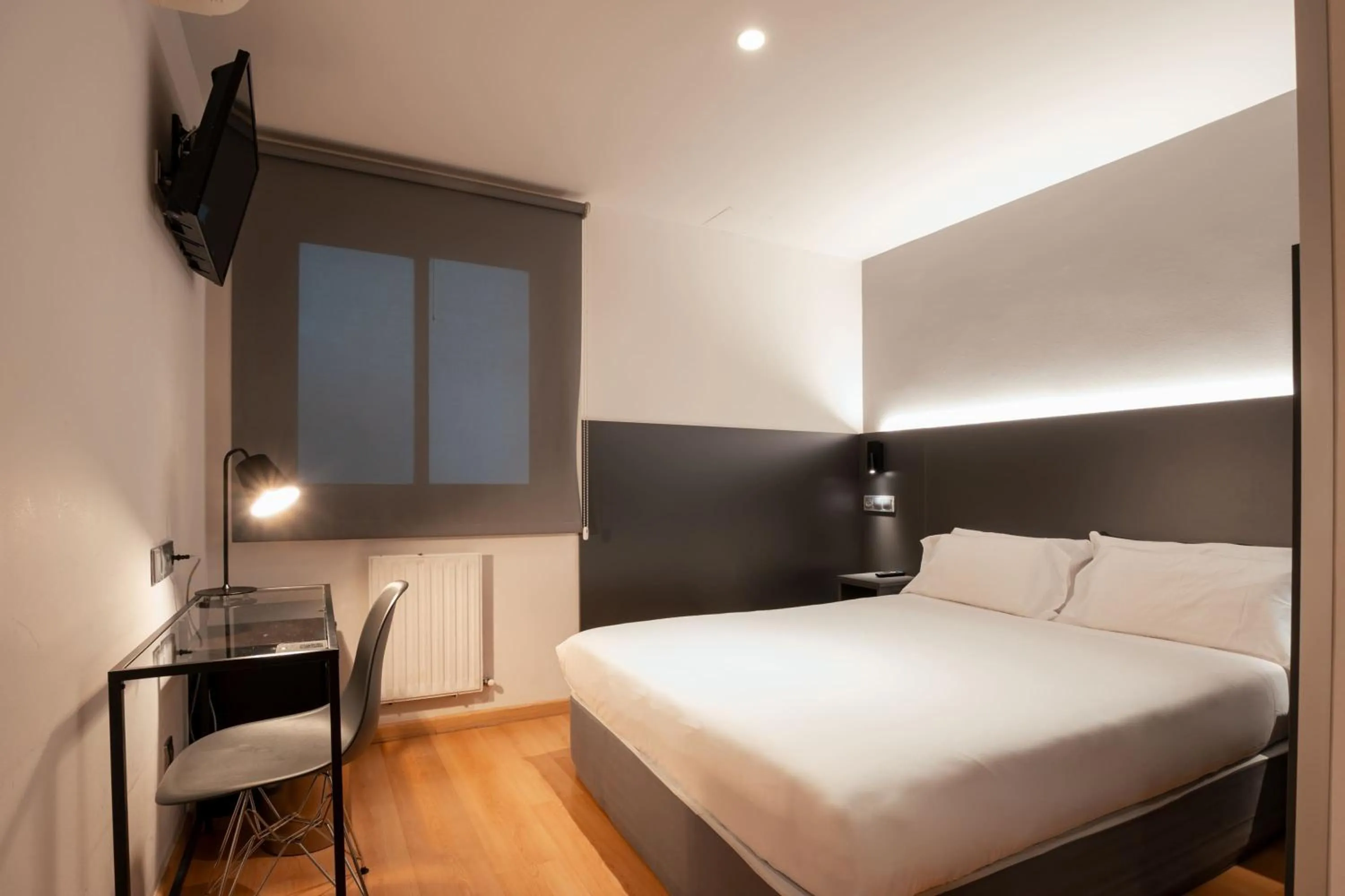 Double Room Single Use - single occupancy in Sancho Ramirez