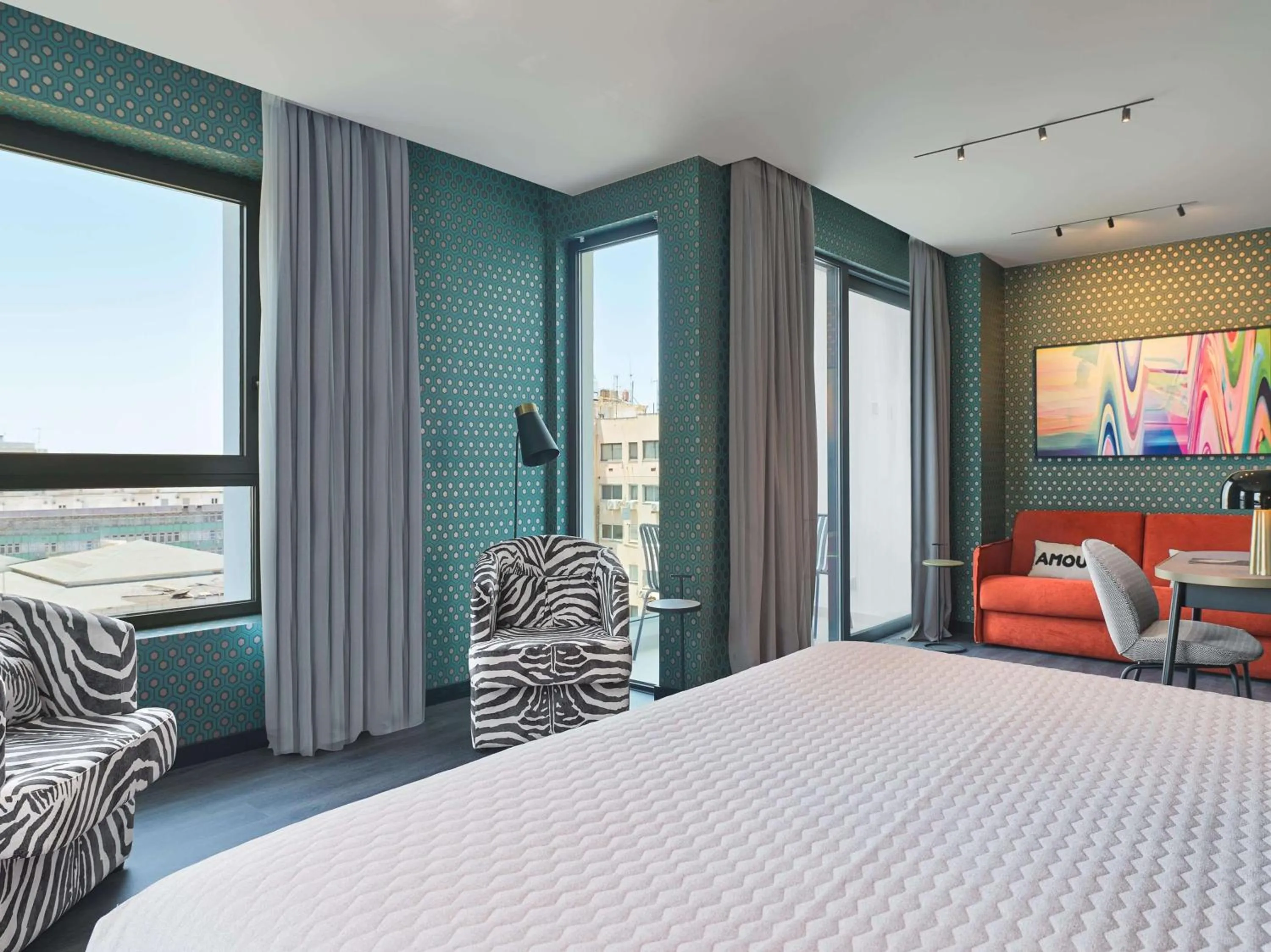 NYX Executive Suite with Lounge Access in NYX Esperia Palace Hotel Athens by Leonardo Hotels