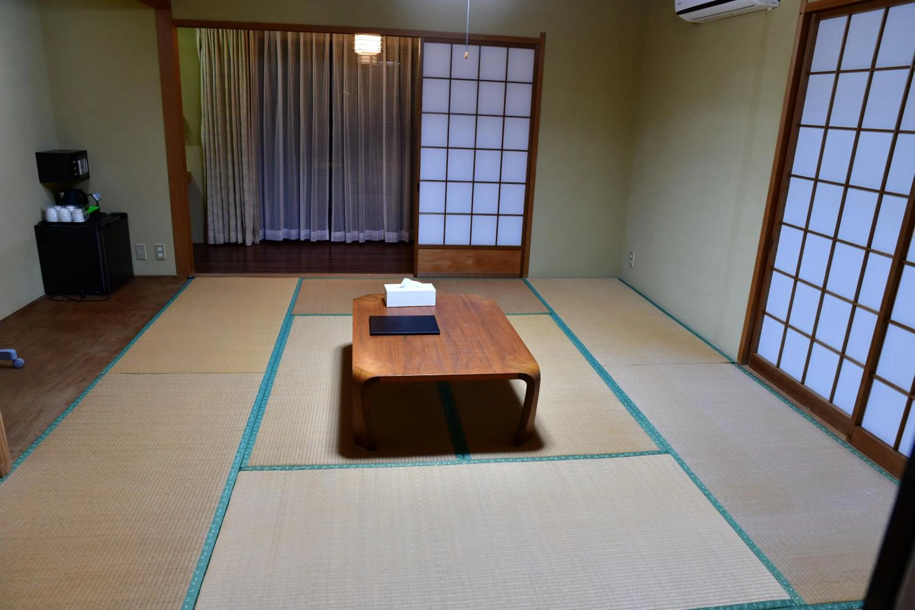 Japanese-Style Room in Villa 33 Kashikojima