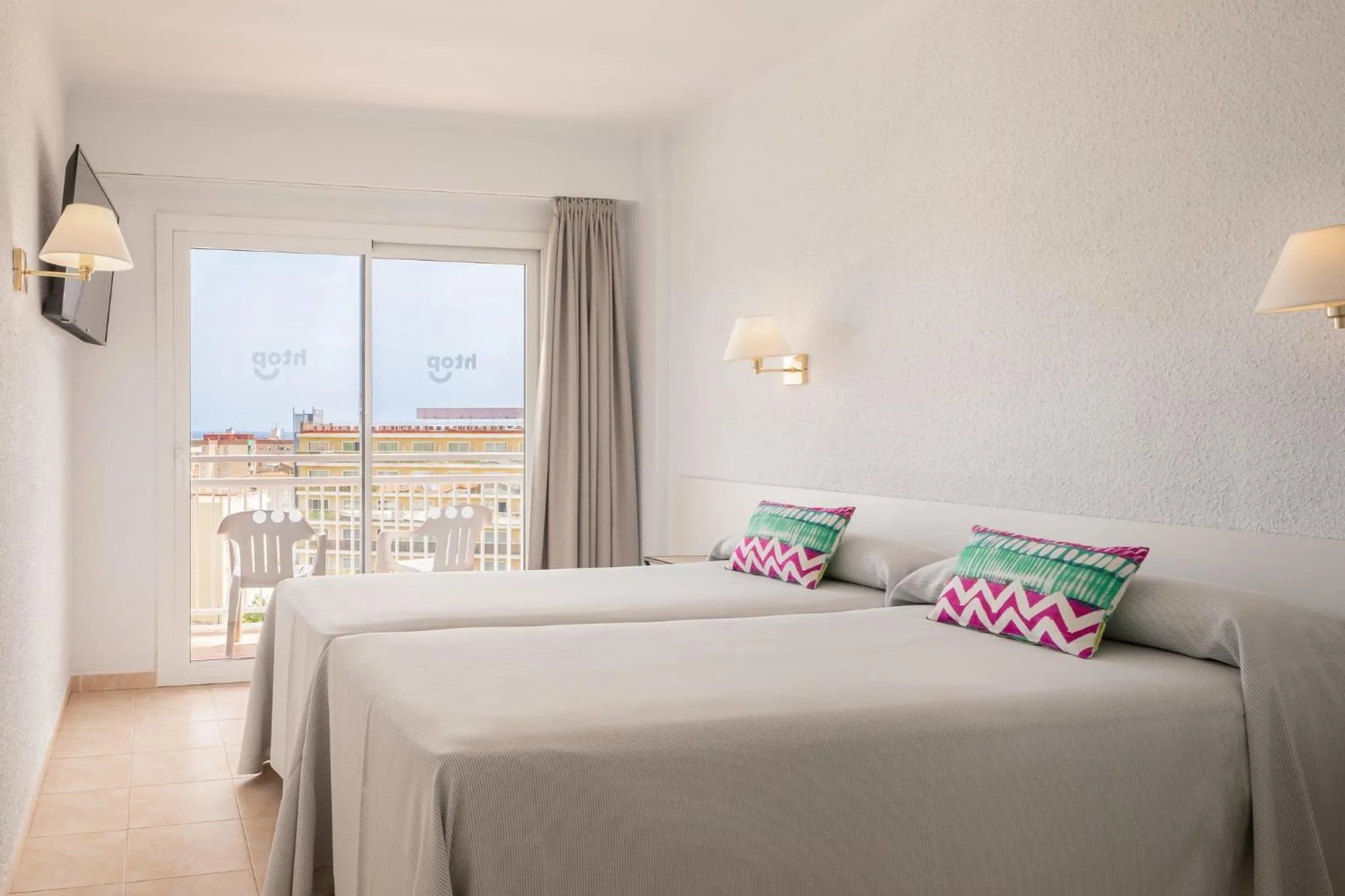 Twin Room in htop Olympic #htopEnjoy