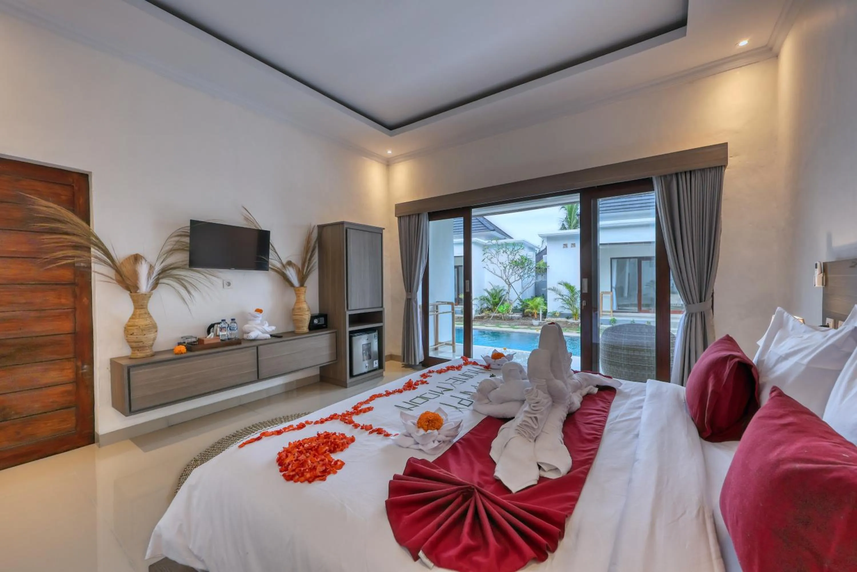 Kelingking Tatakan Bungalow