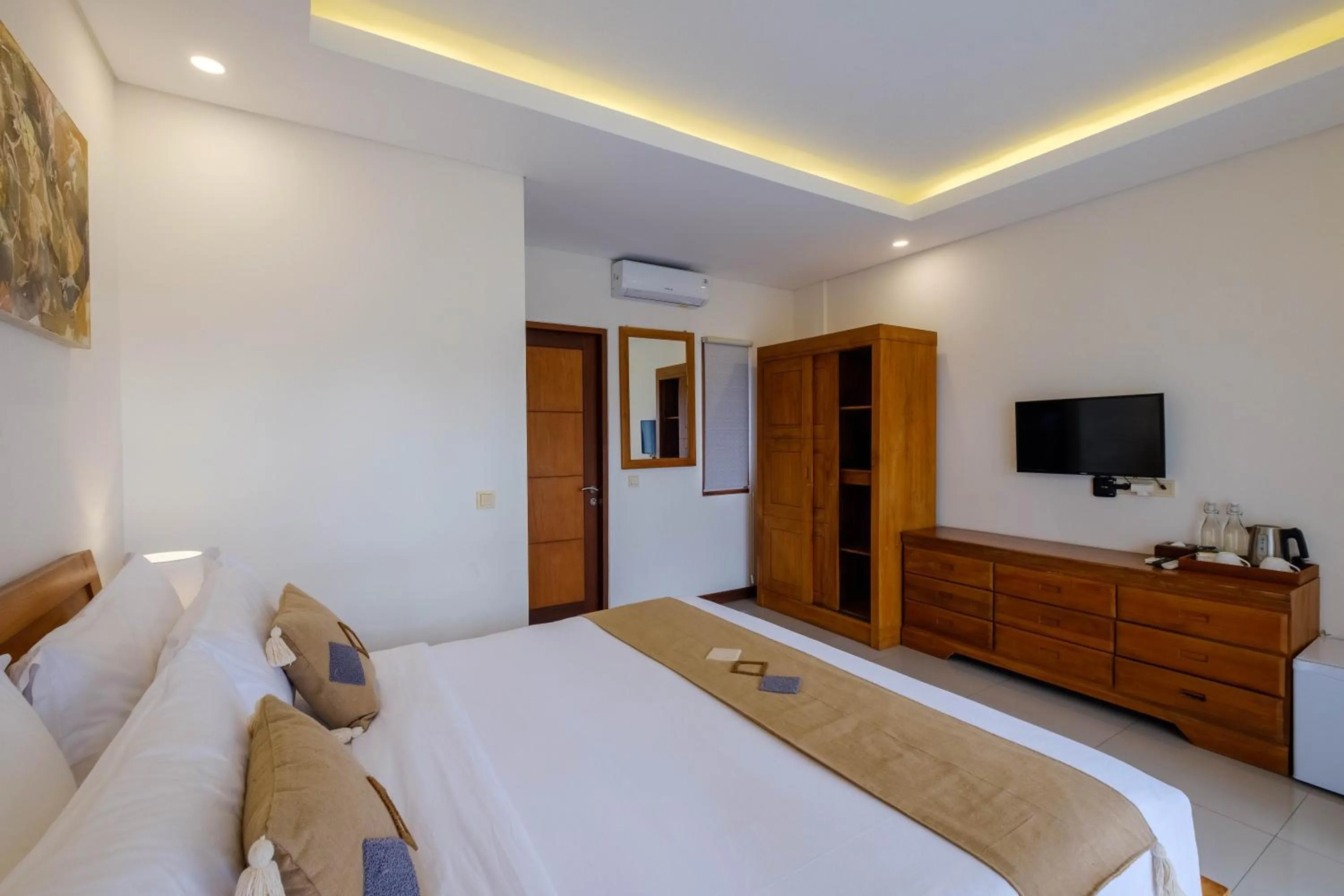 Deluxe Double Room with Balcony in Kubu Belona Canggu
