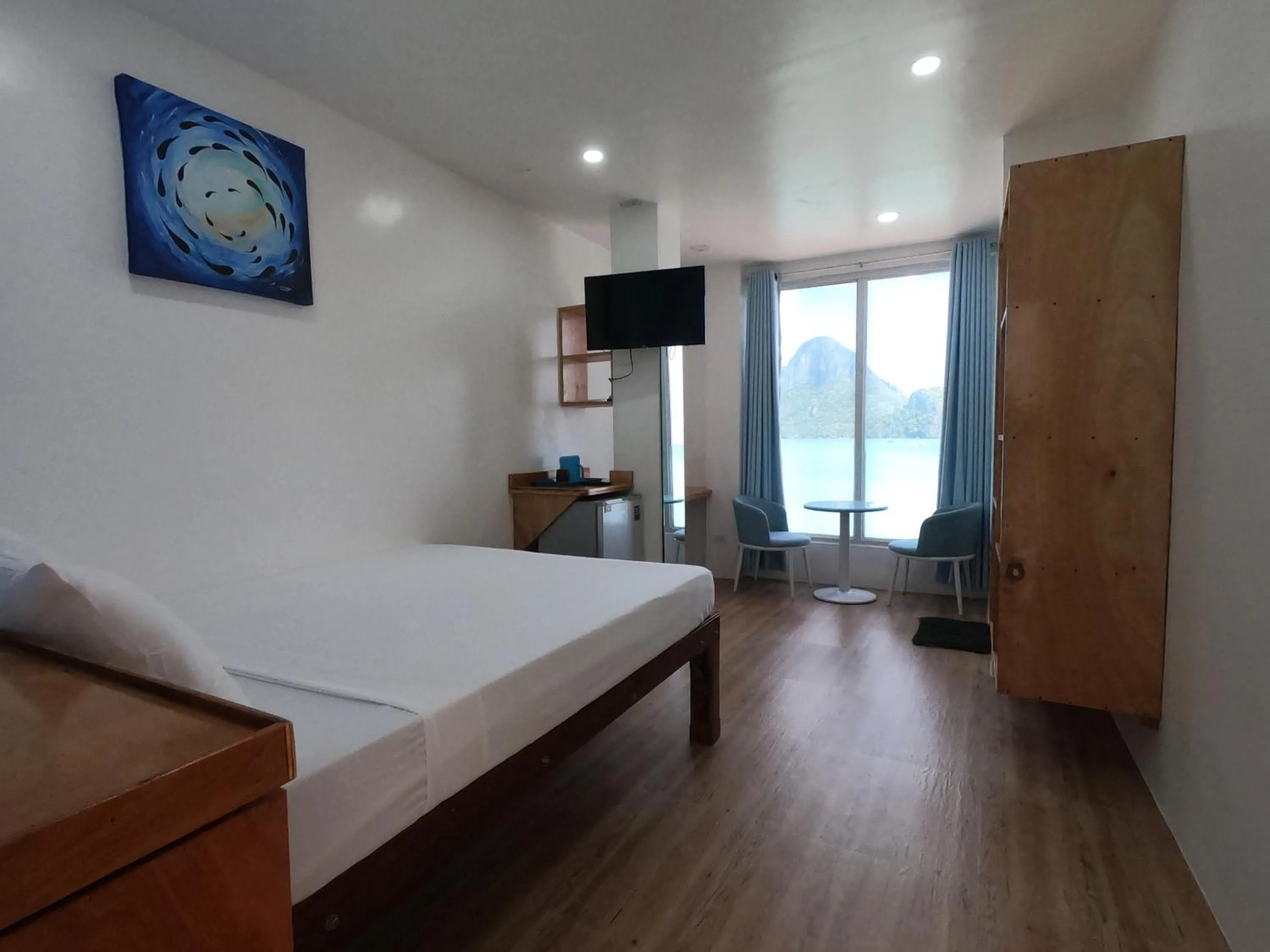 Double Room with Beach View in The Beach House