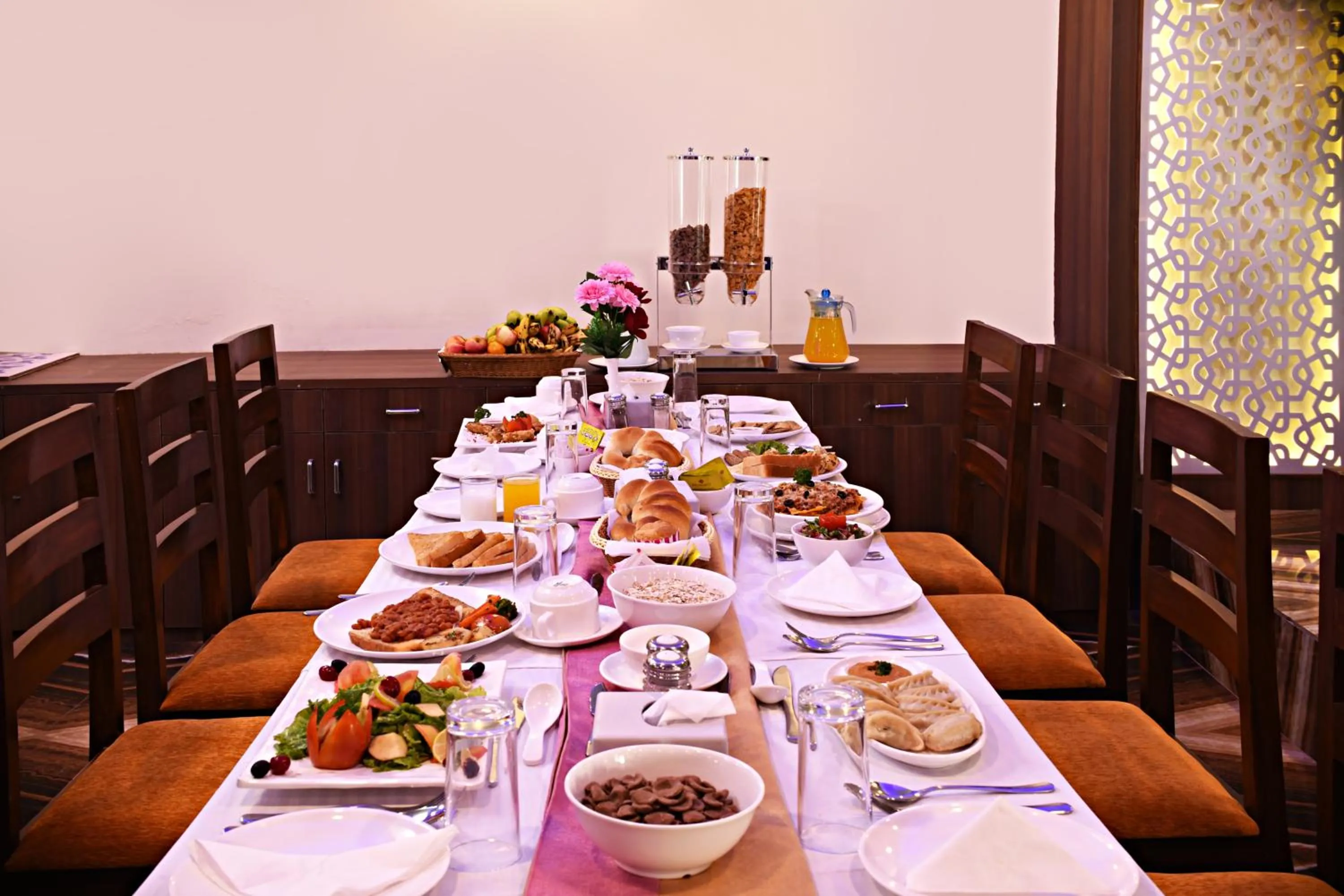 Deluxe Single Room - single occupancy in Hotel Simal