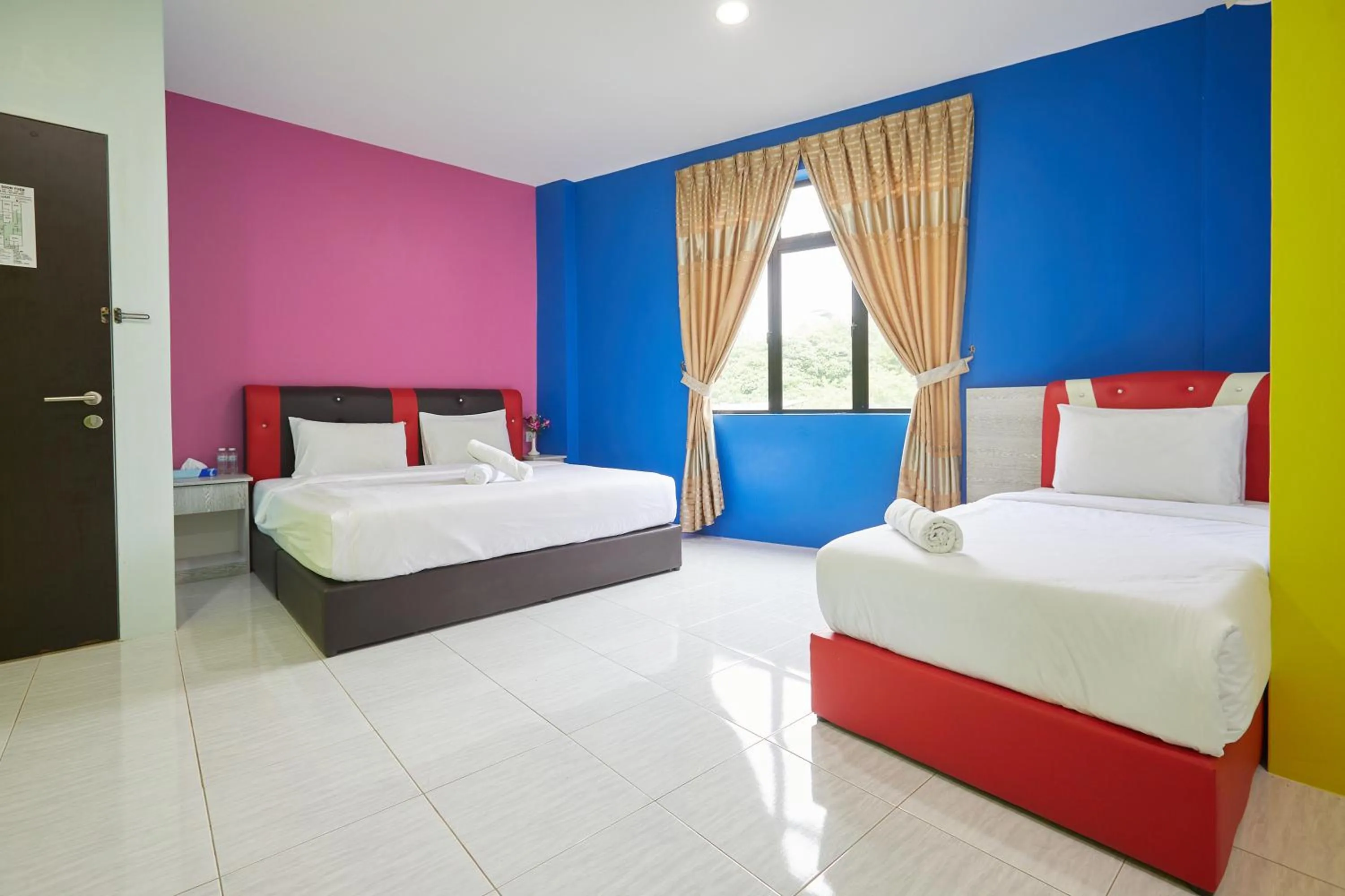 Deluxe Triple Room in SY JERANTUT HOTEL