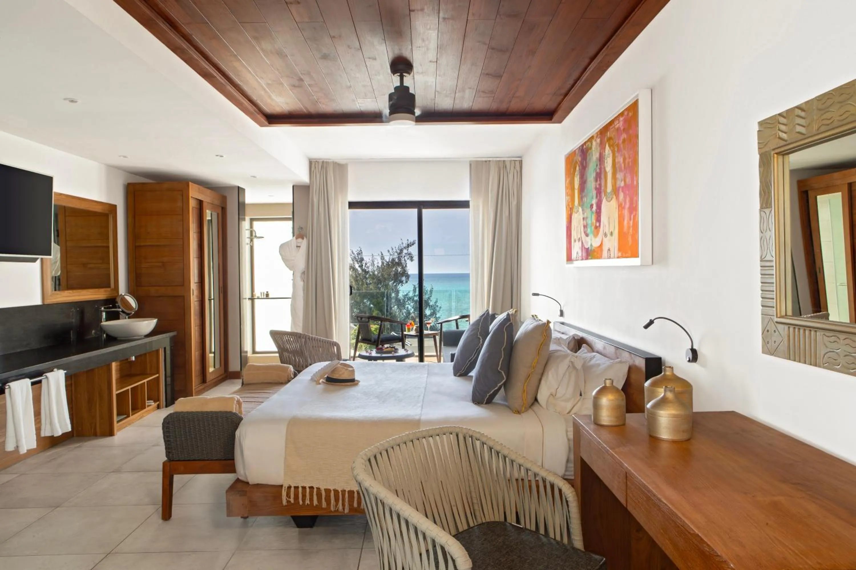 Junior Suite with Sea View in Wonders Beach Boutique Hotel