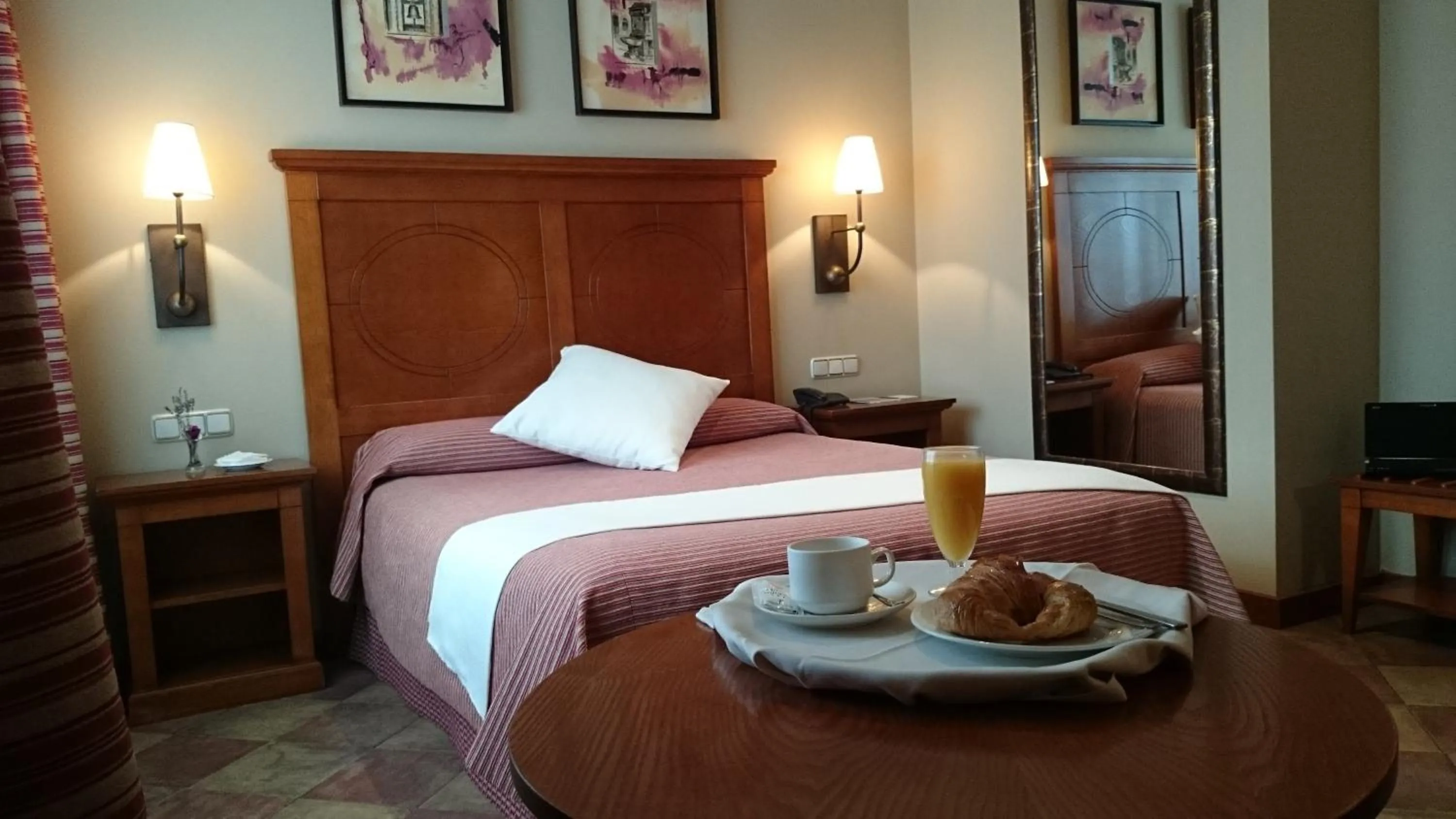 Hotel Pamplona Villava