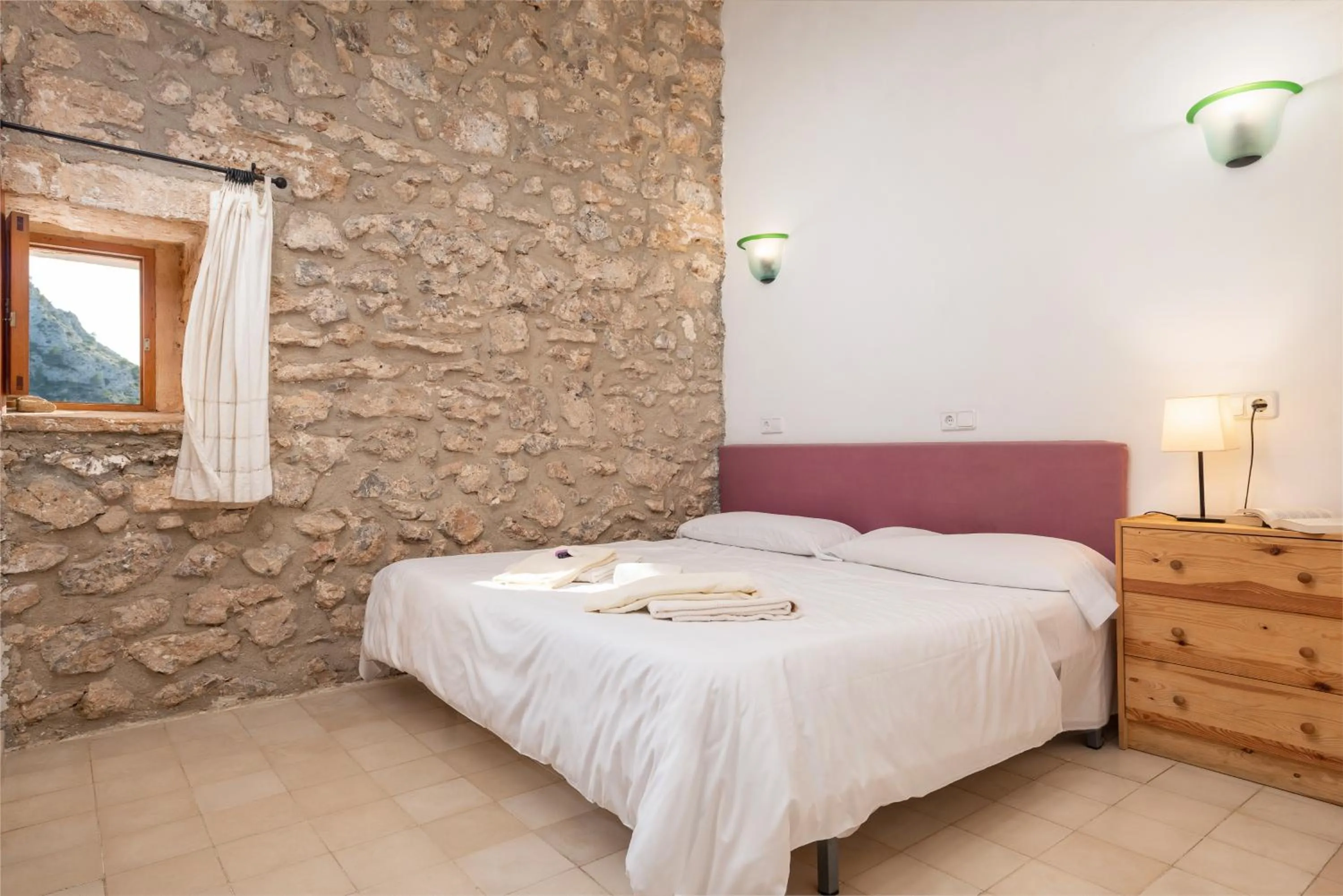 Twin Room in Petit Hotel Hostatgeria La Victoria