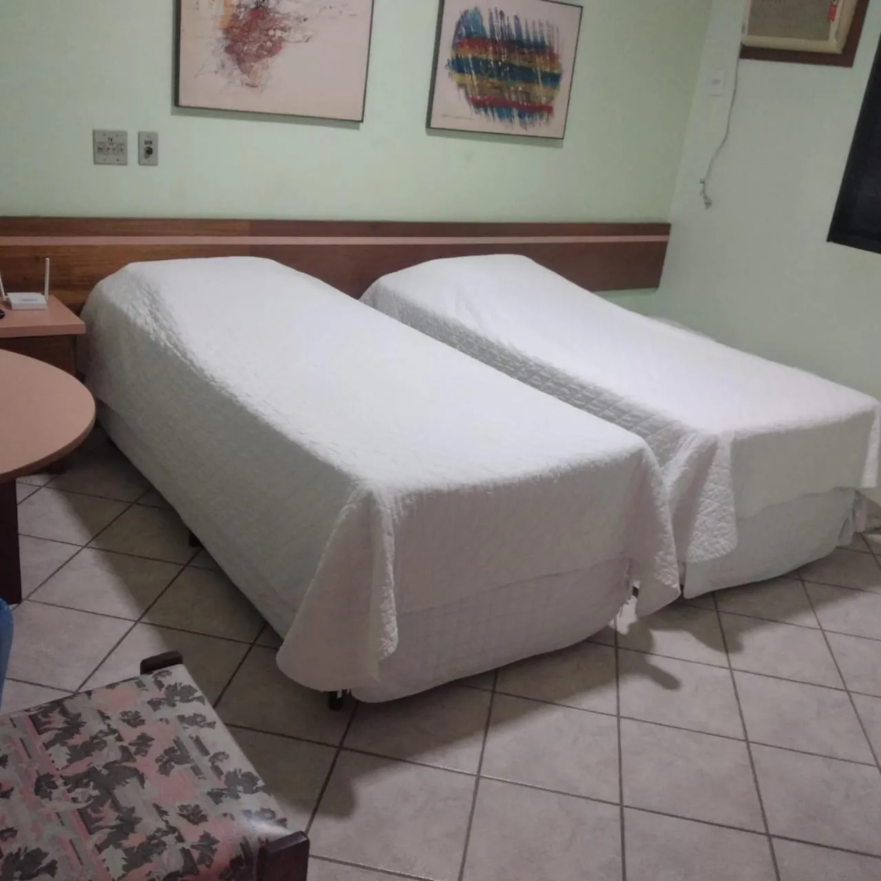 Standard Twin Room in Alpes Hotel