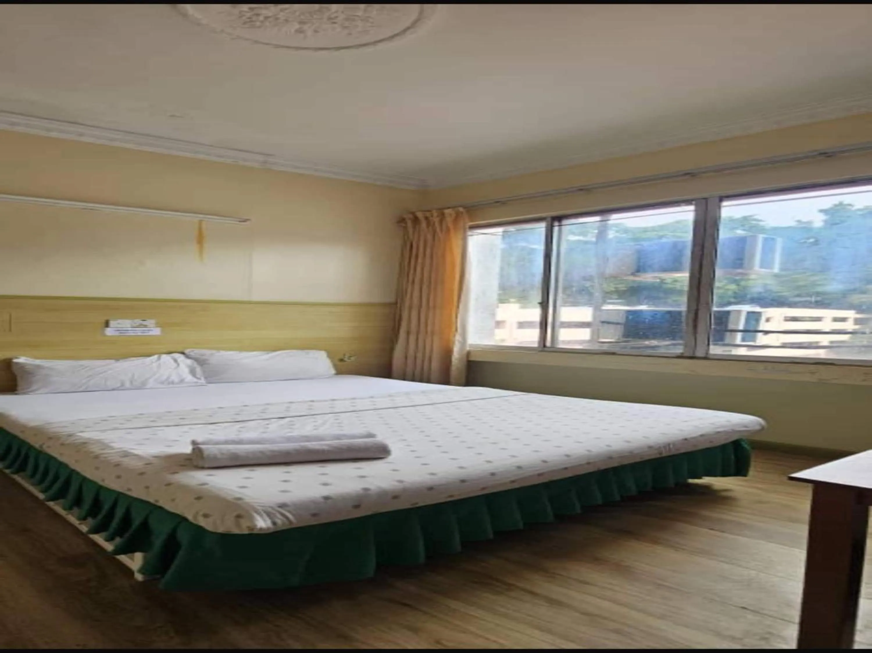 Deluxe Queen Room - single occupancy in Hotel O Sianglory Inn