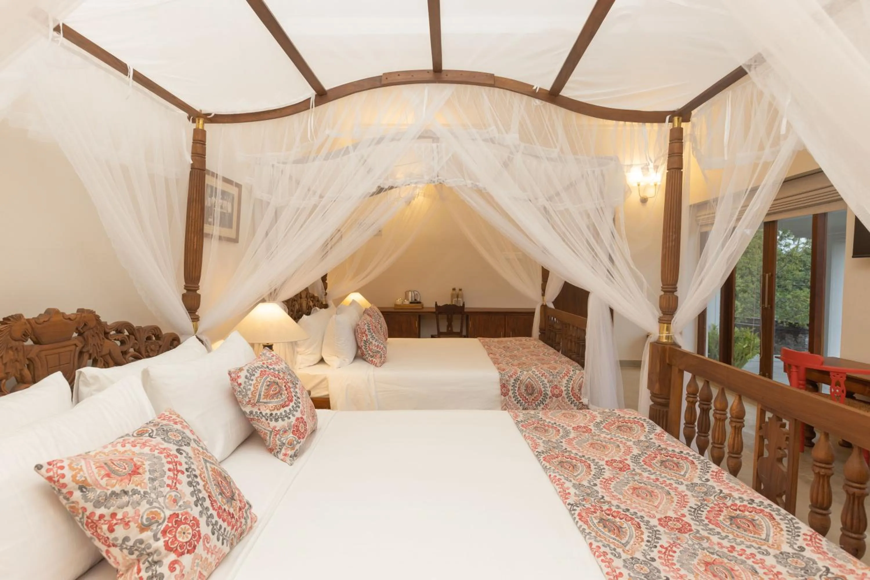 Family Room with river view - single occupancy in Edgar Mansion Kandy