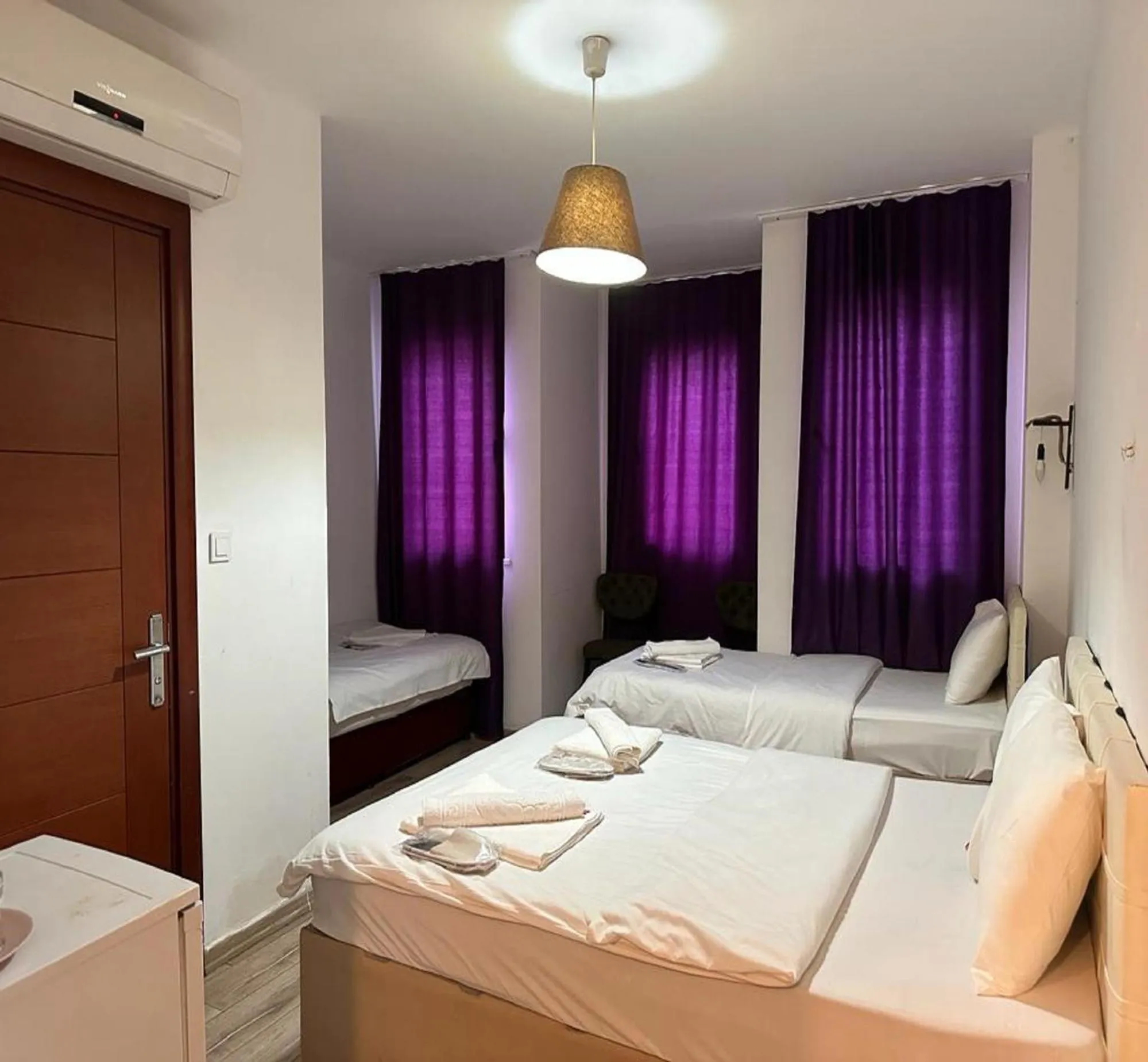 Standard Triple Room in Taksim Soushian Hotel