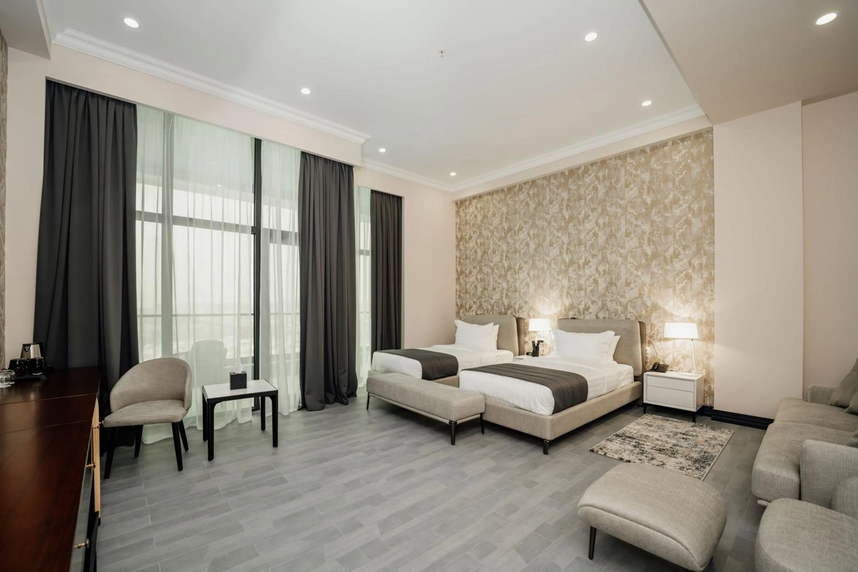 Deluxe Twin Room with Balcony - single occupancy in Hills Resort Hotel