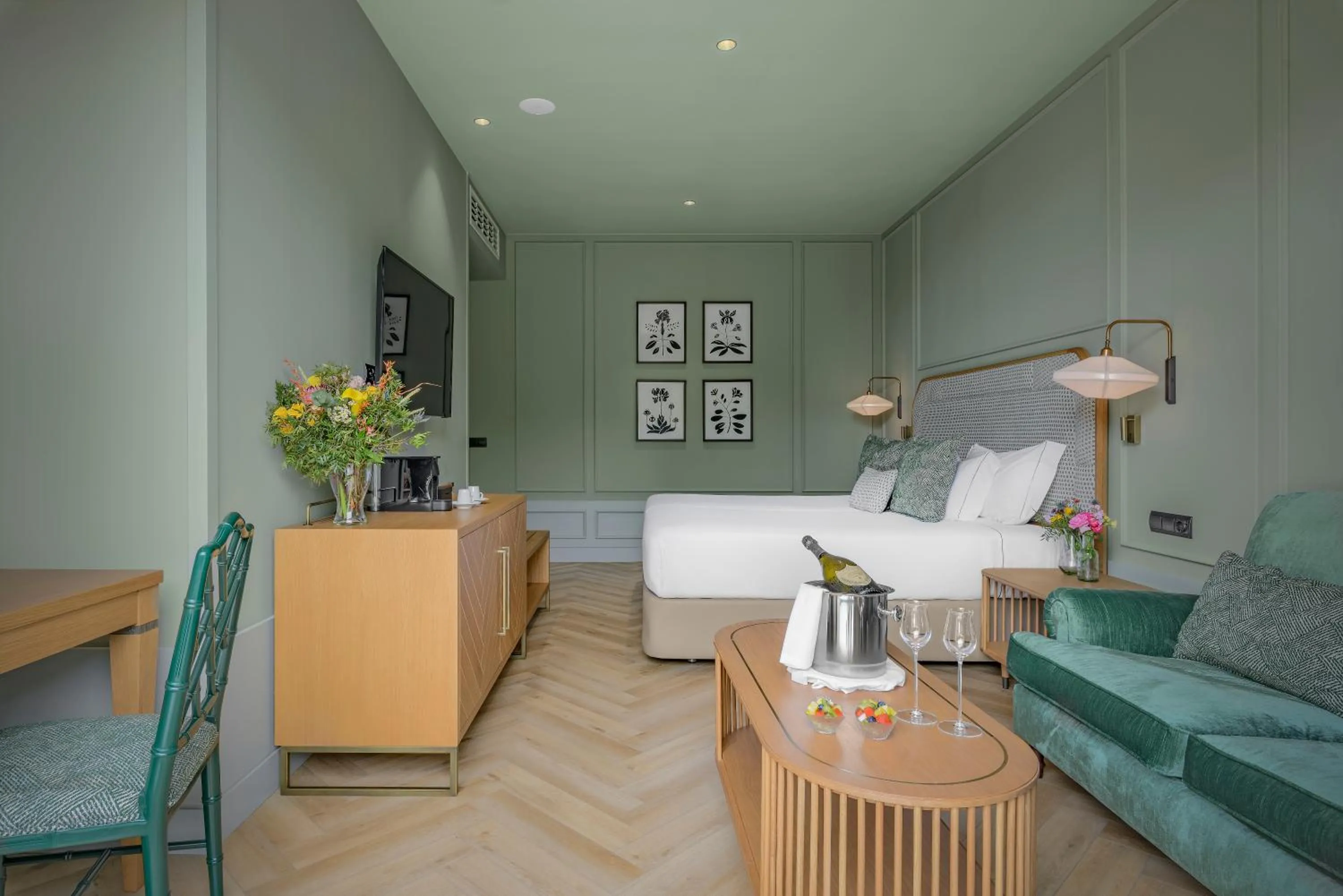 Junior Suite with Garden in CoolRooms Palacio de Luces